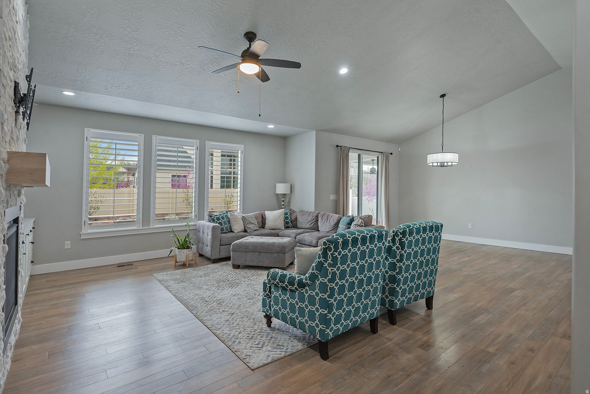 11613 S FOX VISTA DR