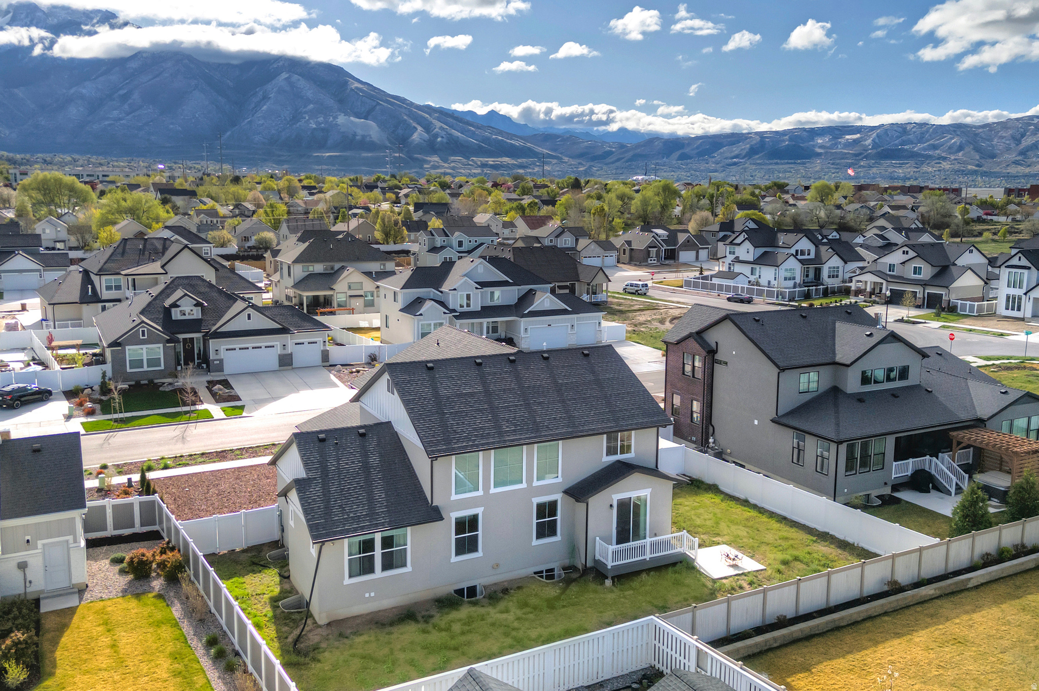 11694 S ENGELMANN DR