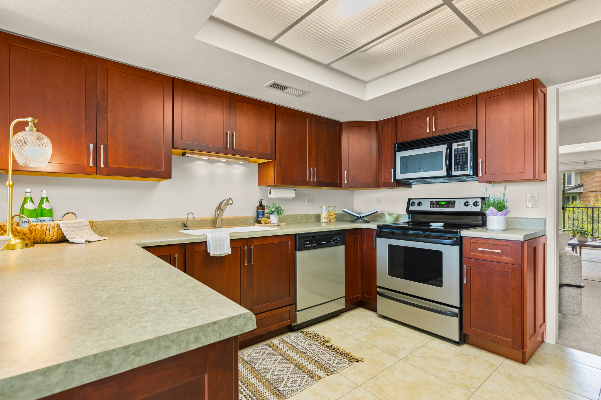 1145 E BRICKYARD RD #1205