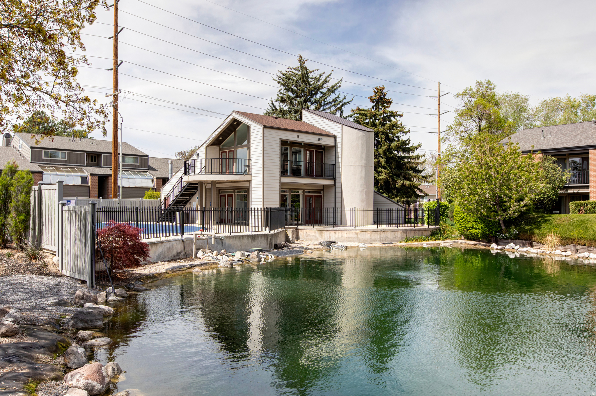 1145 E BRICKYARD RD #1205