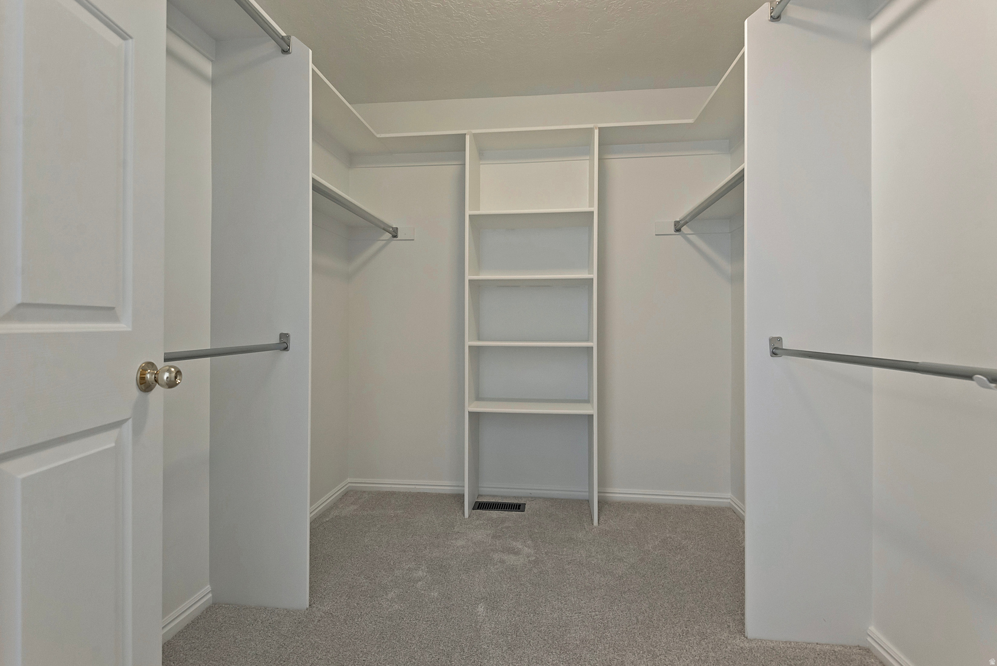 1506 W MISTY FEN WAY