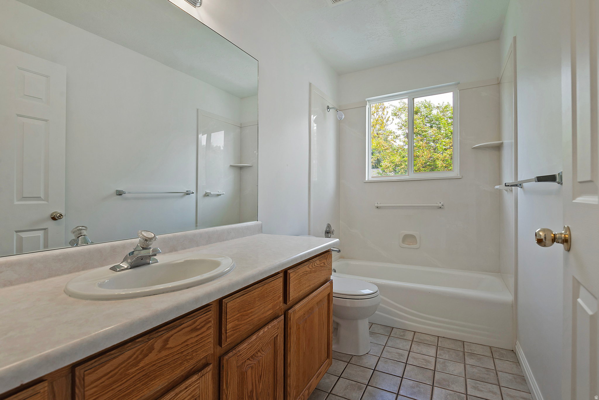 1506 W MISTY FEN WAY