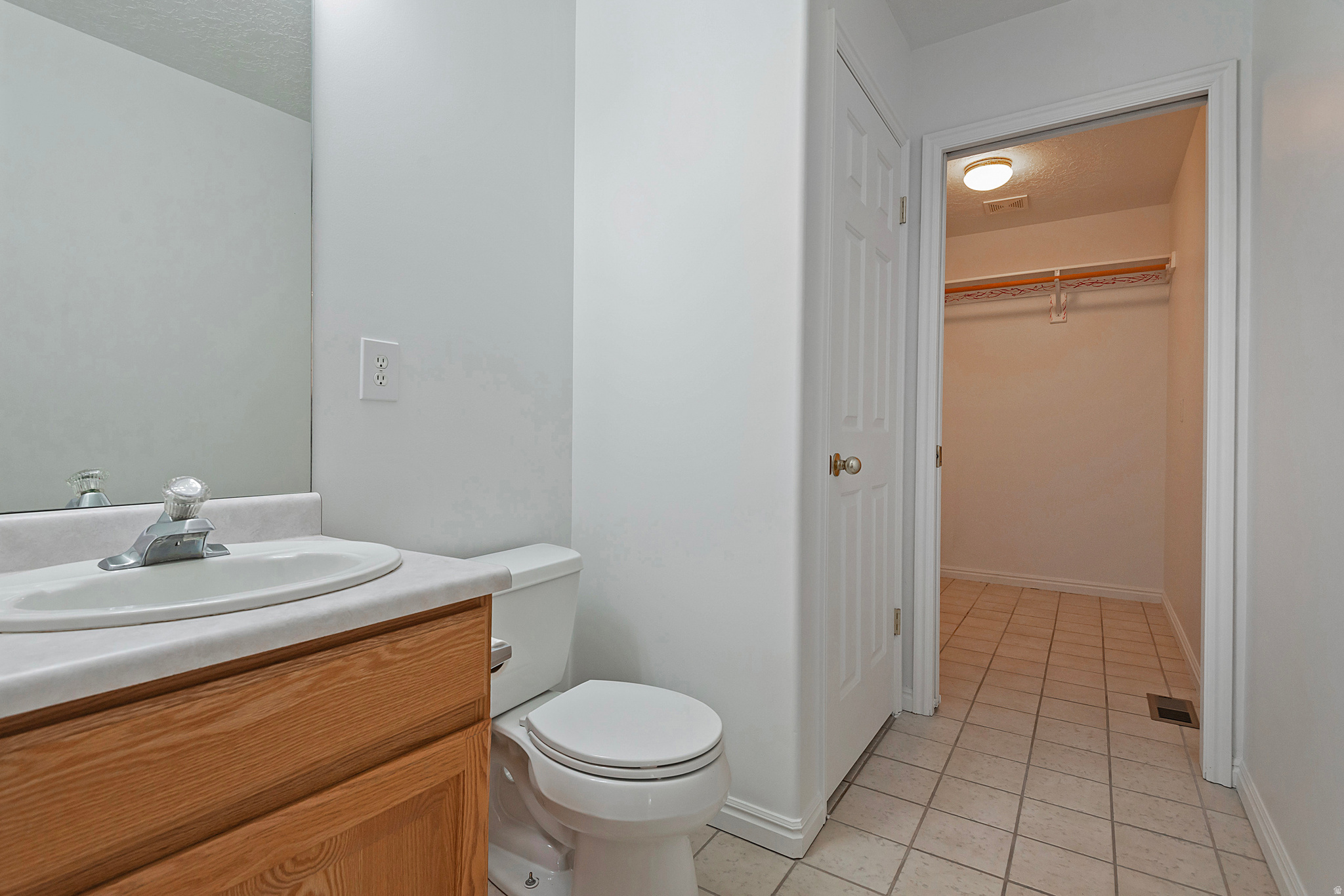 1506 W MISTY FEN WAY