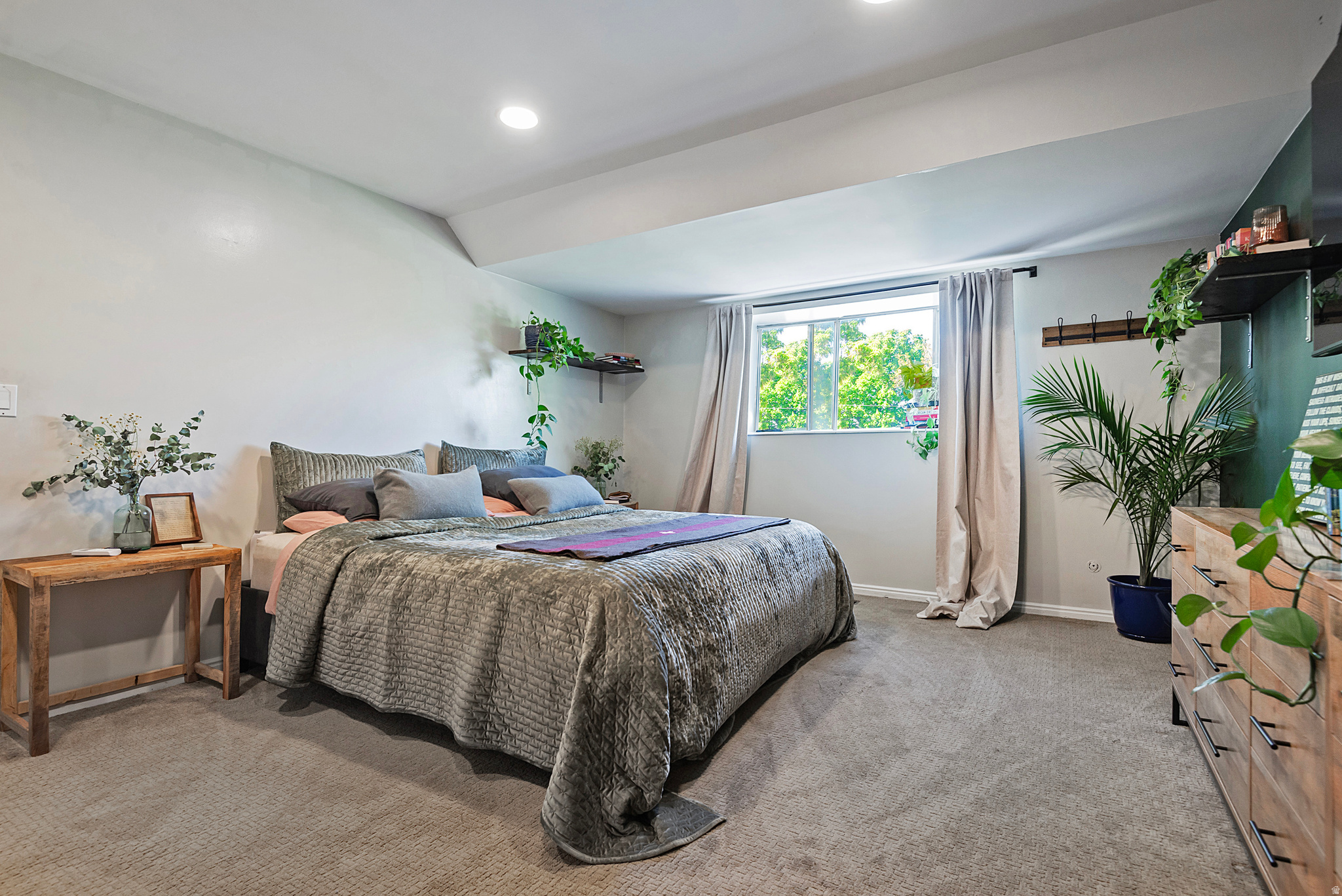 2220 E MURRAY HOLLADAY RD #330