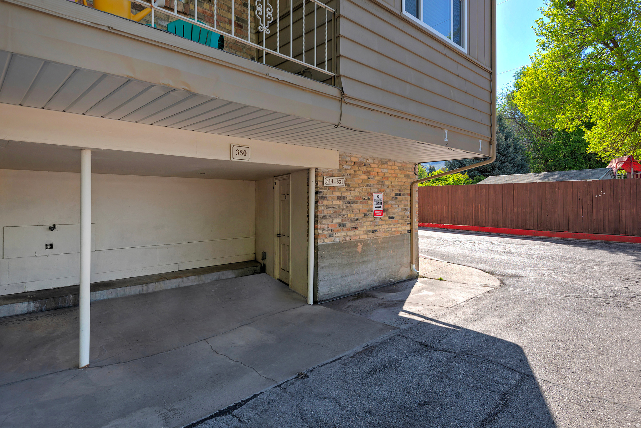 2220 E MURRAY HOLLADAY RD #330