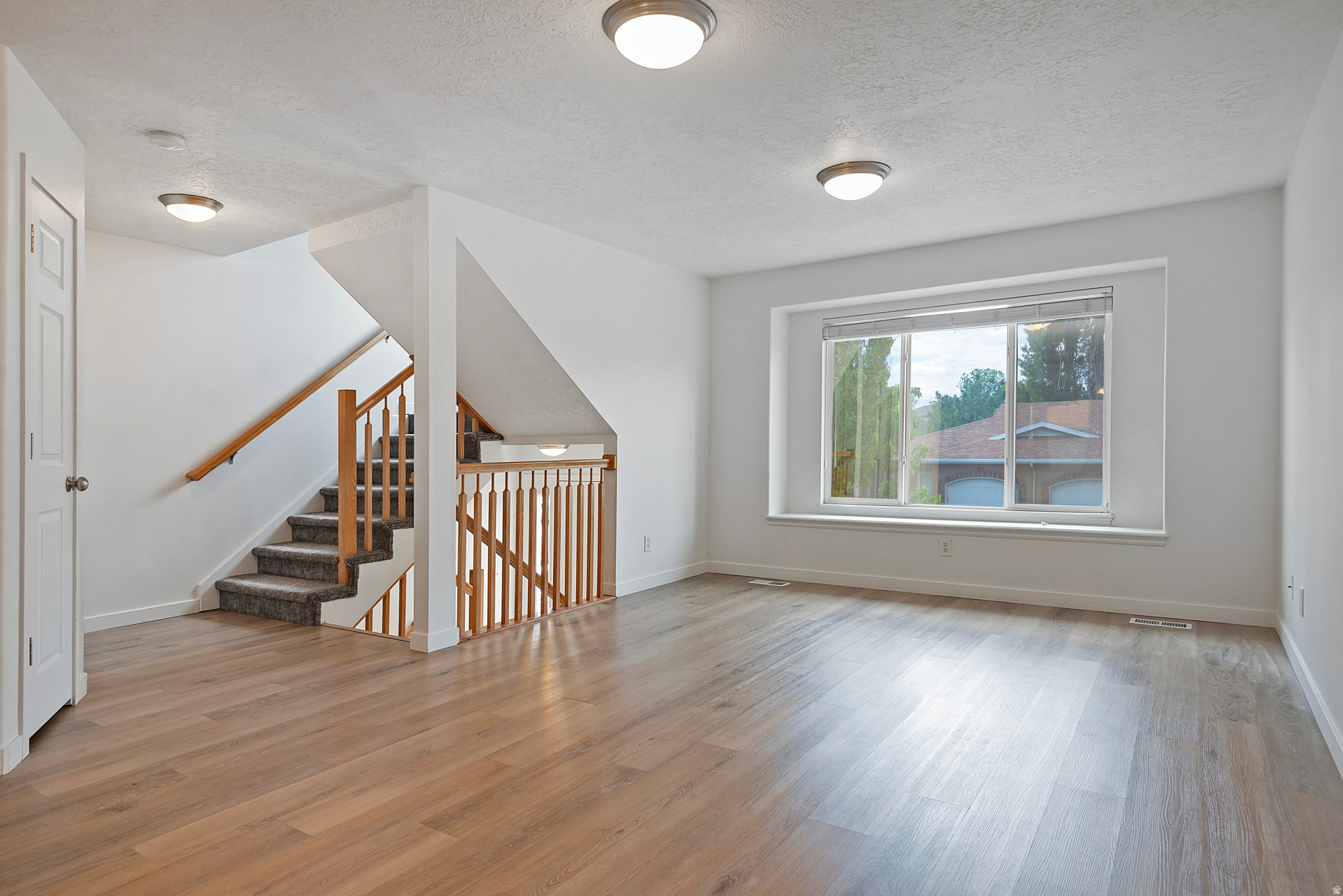 9485 S FAIRWAY VIEW DR