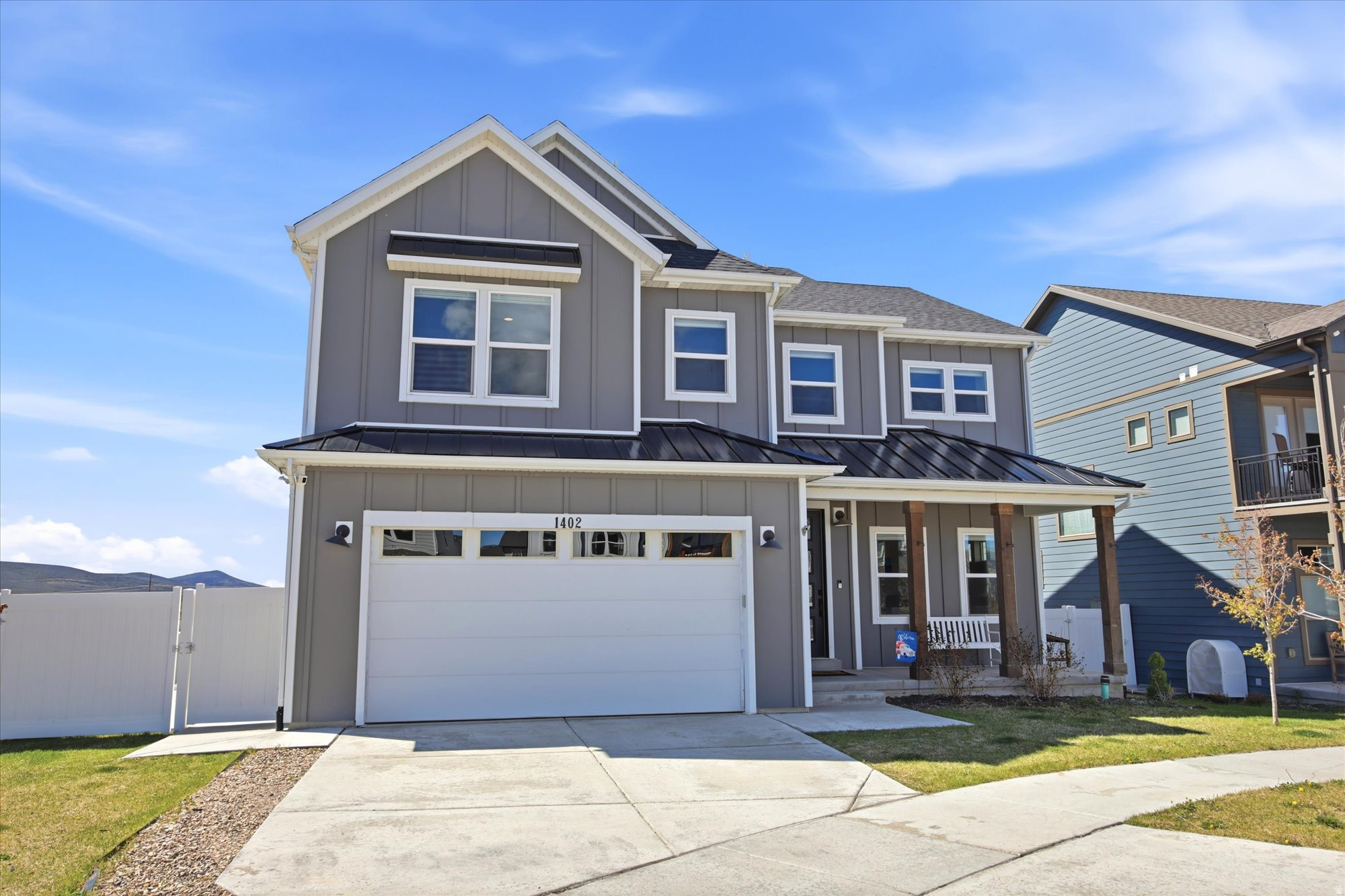 1402 SUMAC CIR