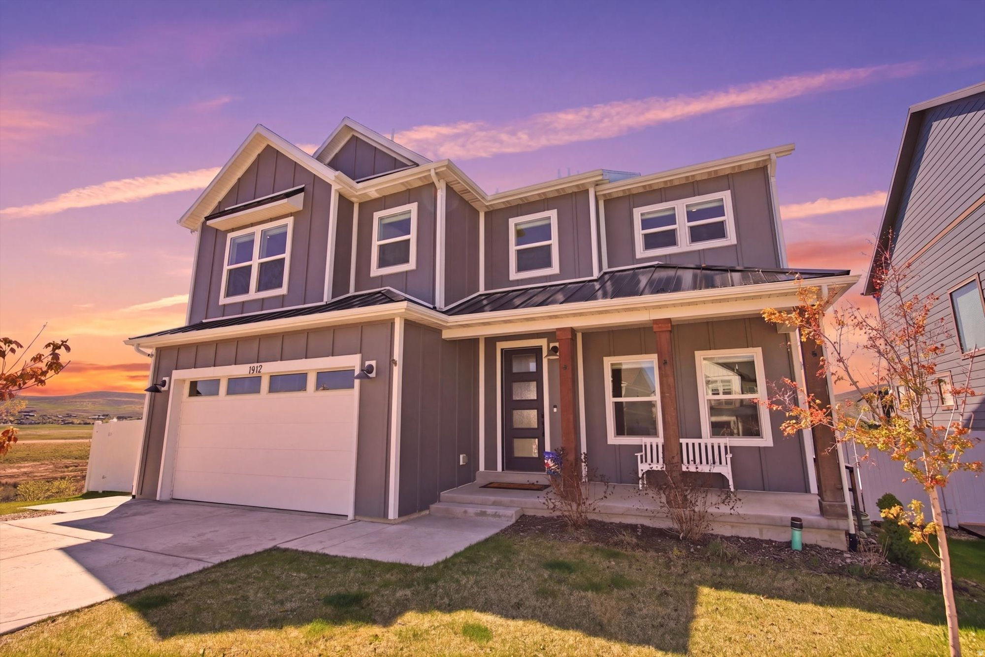 1402 SUMAC CIR