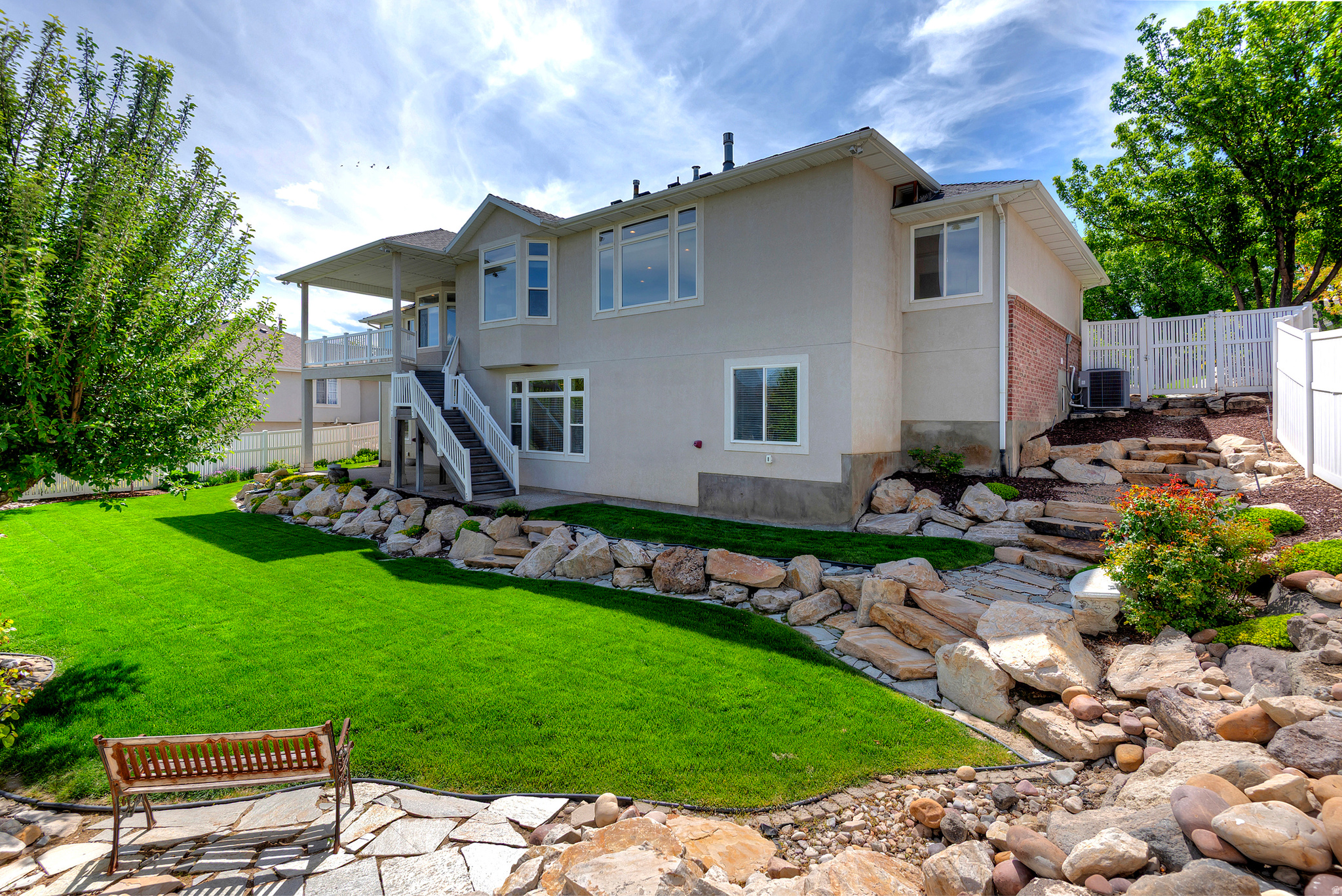 12139 S LAMPTON VIEW DR