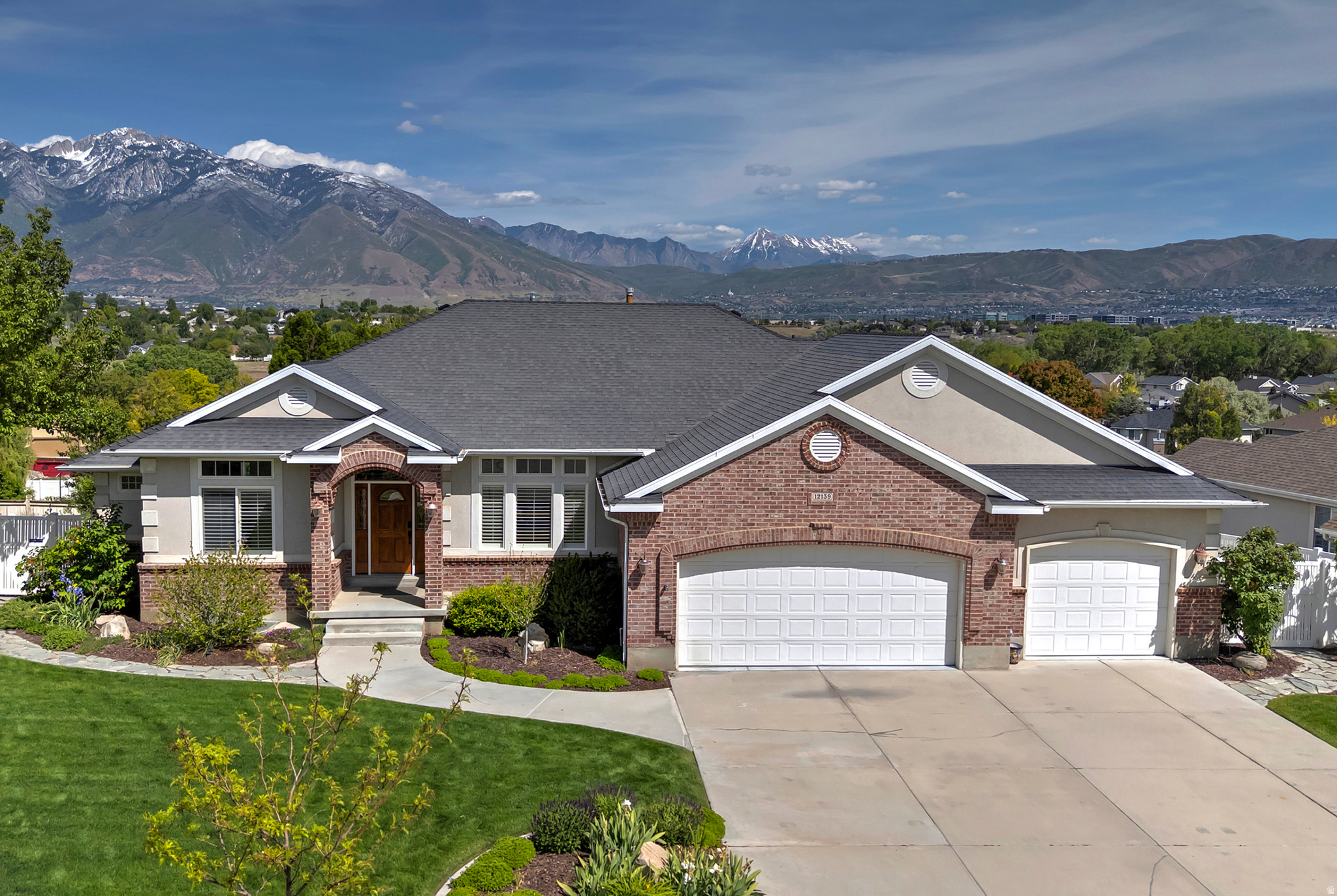 12139 S LAMPTON VIEW DR