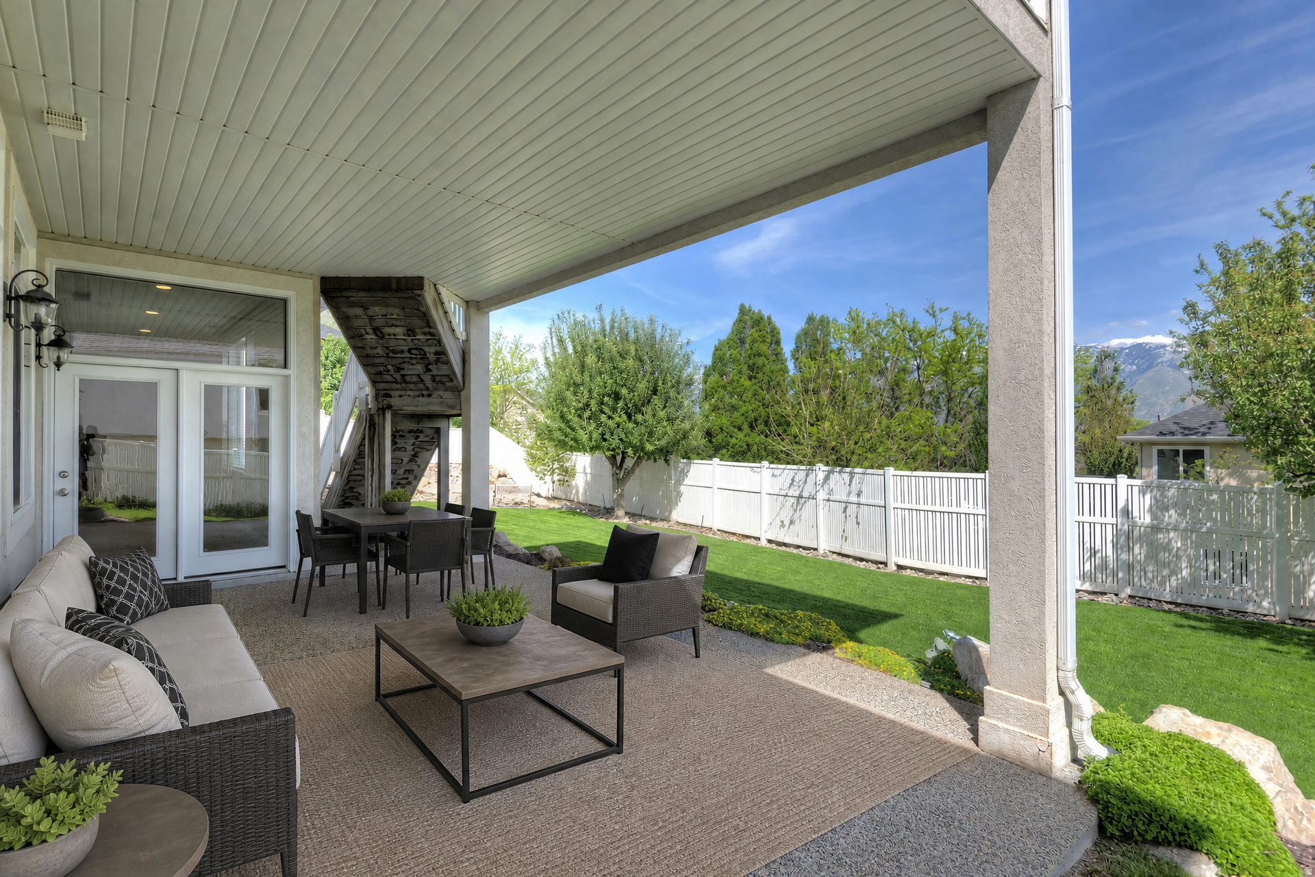 12139 S LAMPTON VIEW DR