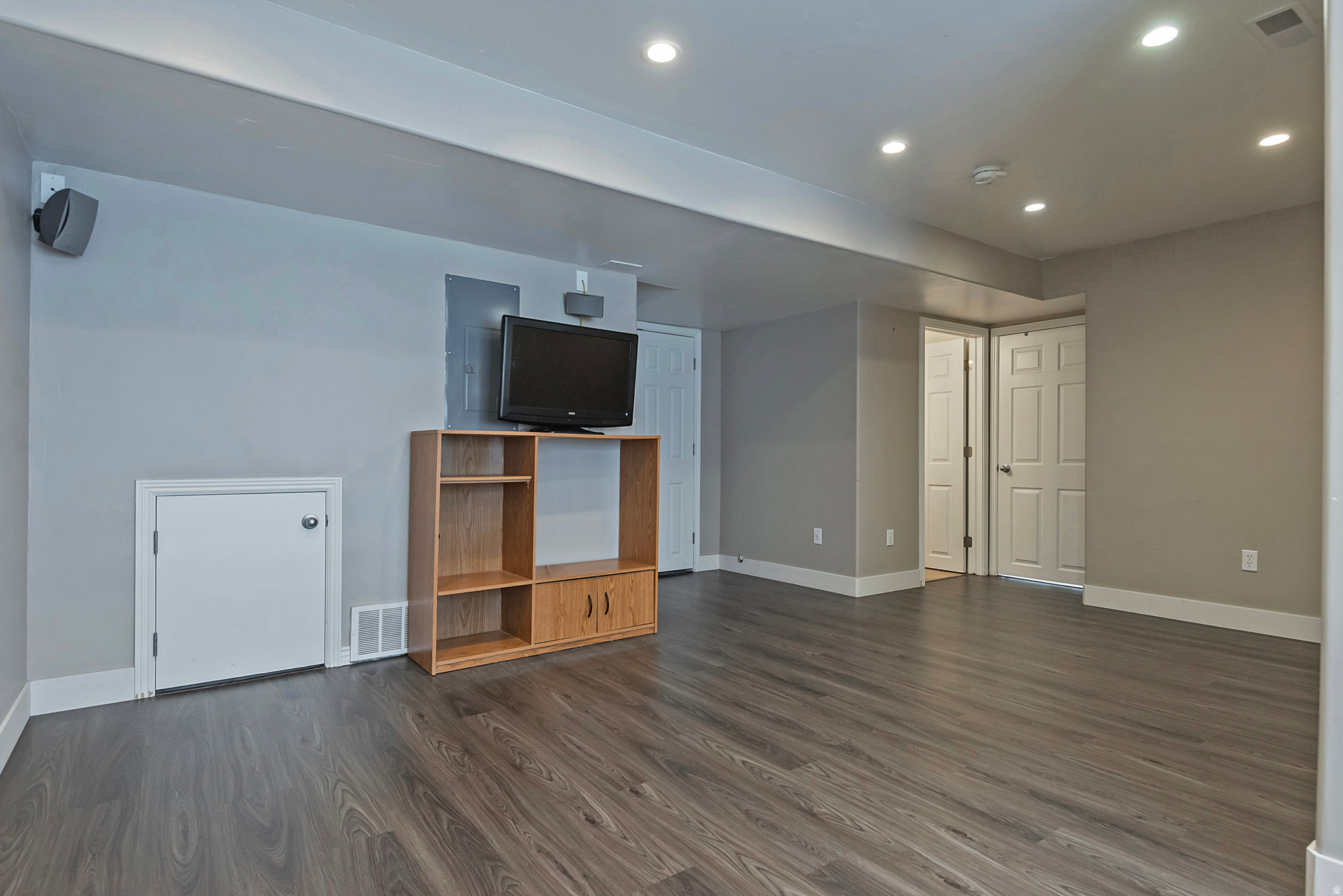 2167 N 2040 W