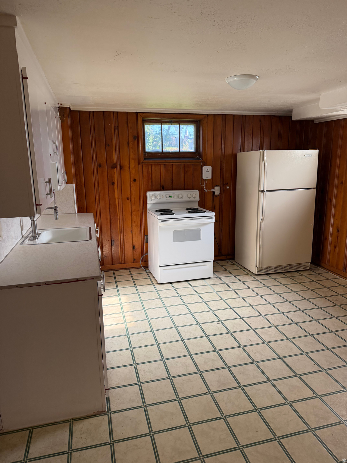 3546 VANBUREN