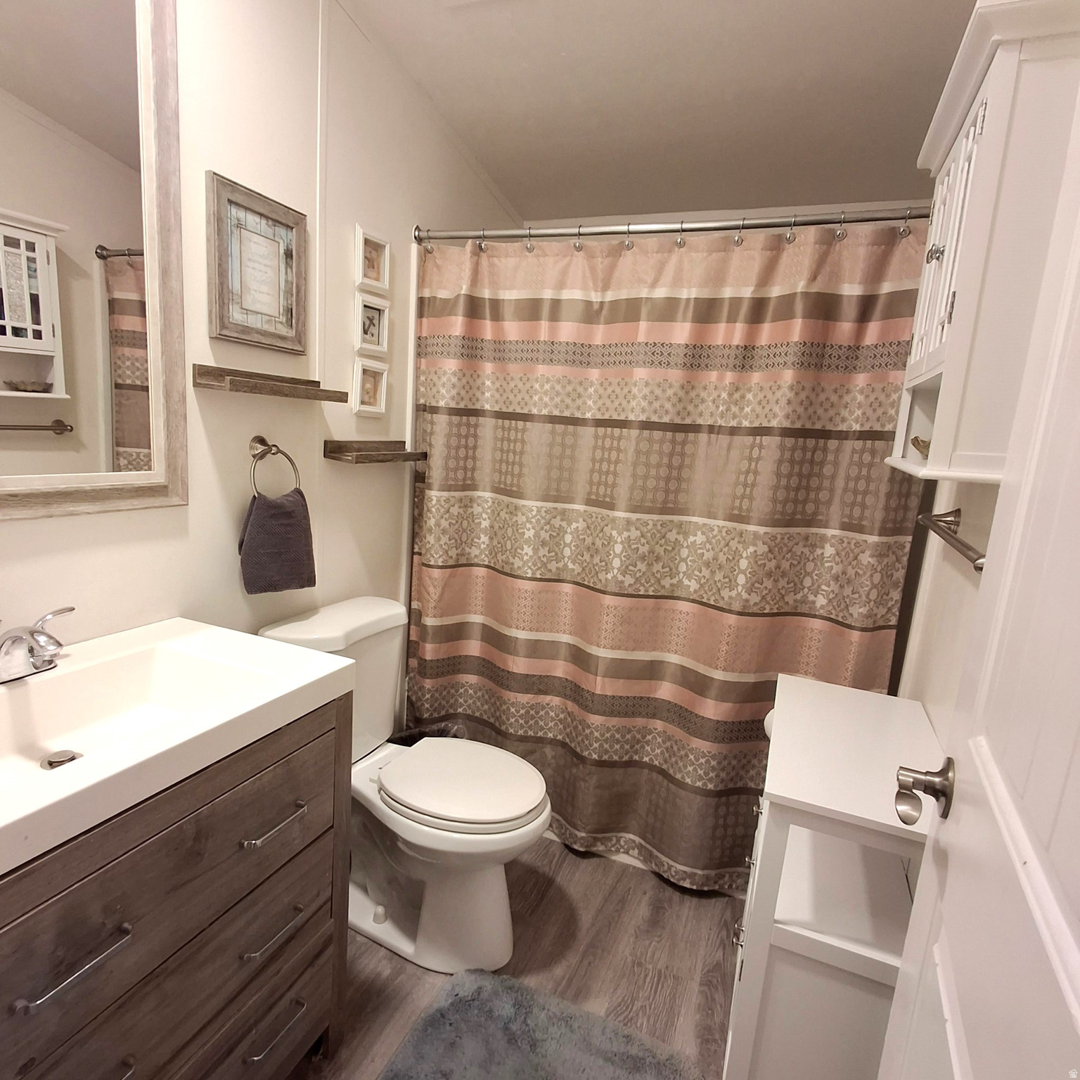 1258 W CHICKADEE