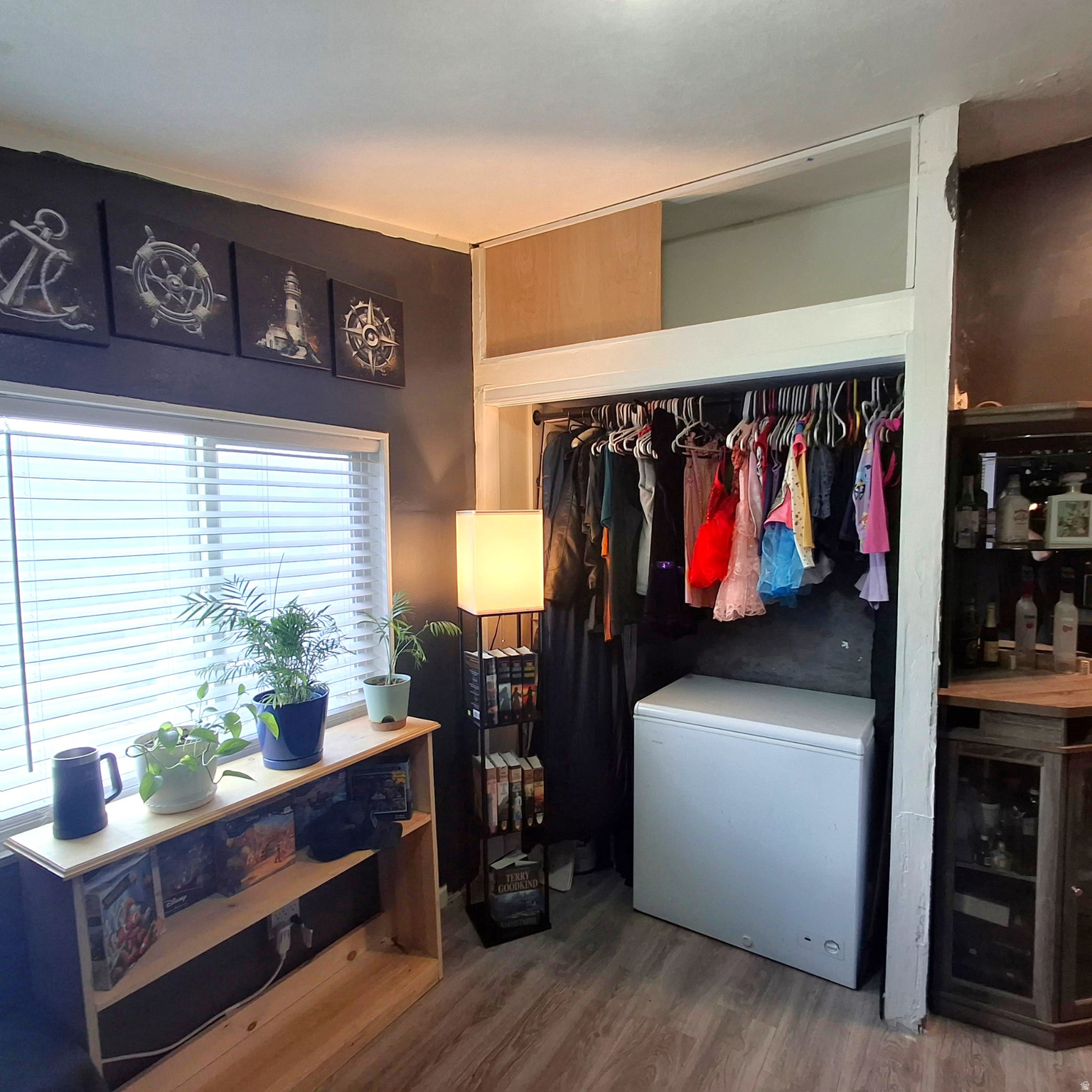 1258 W CHICKADEE