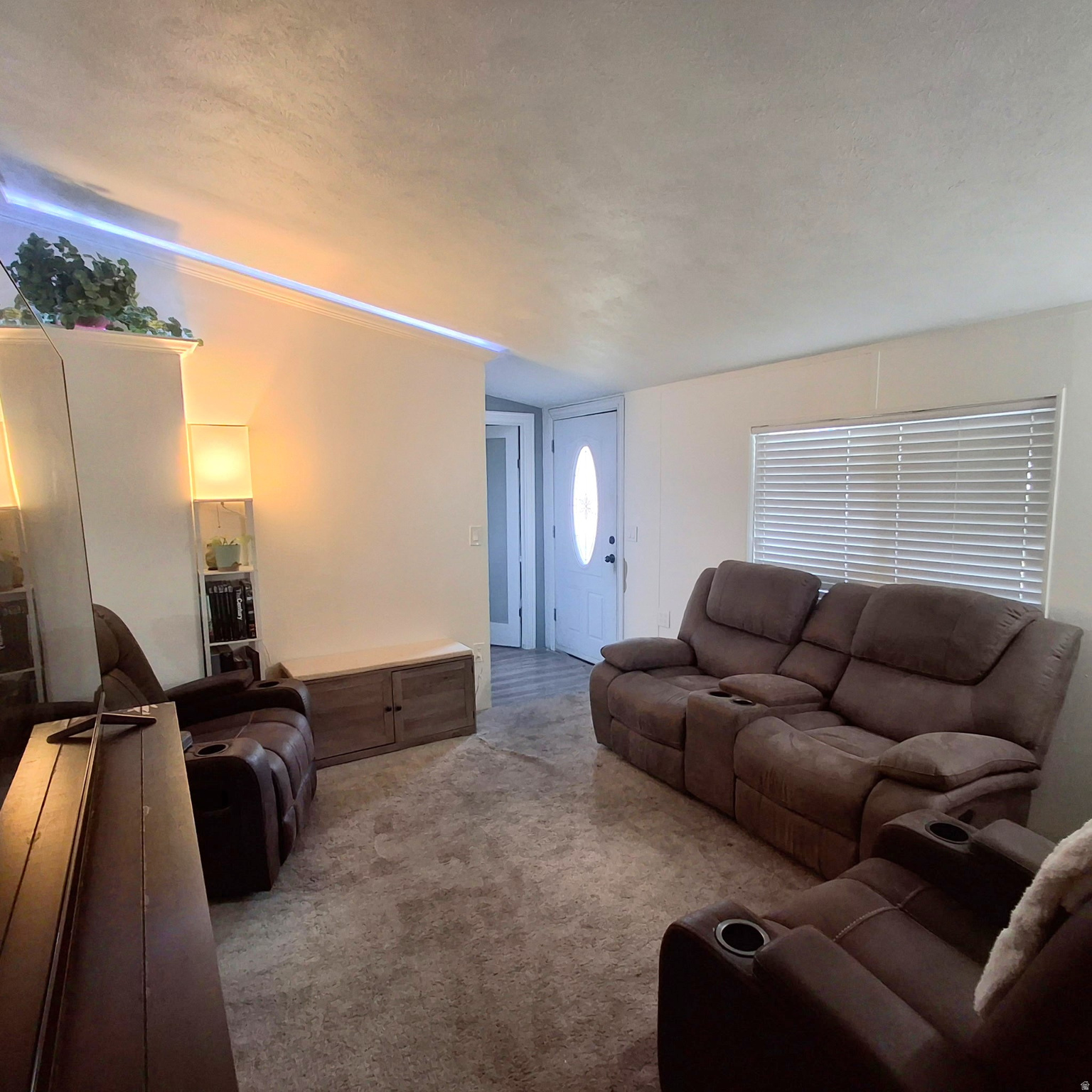 1258 W CHICKADEE