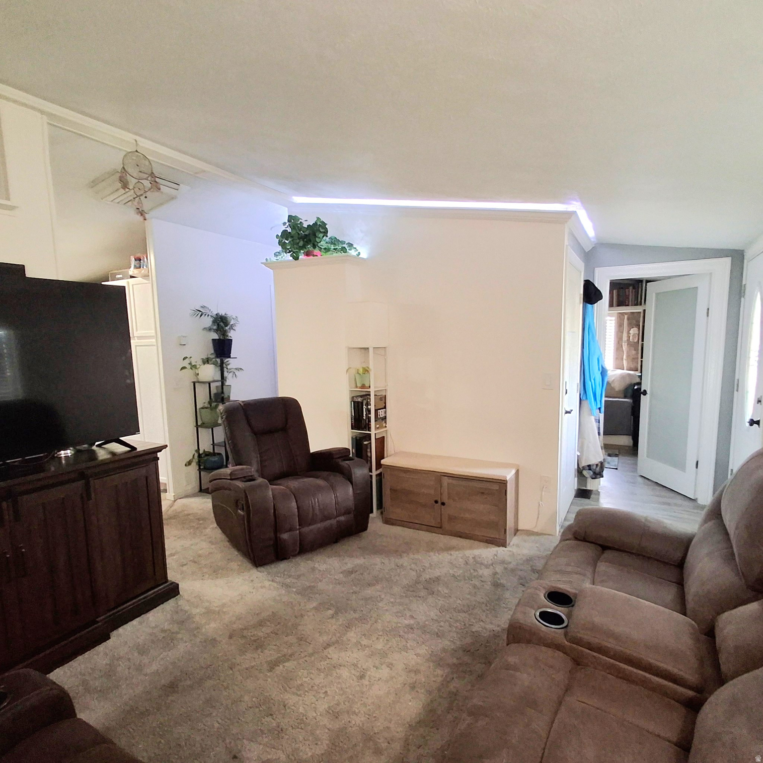 1258 W CHICKADEE