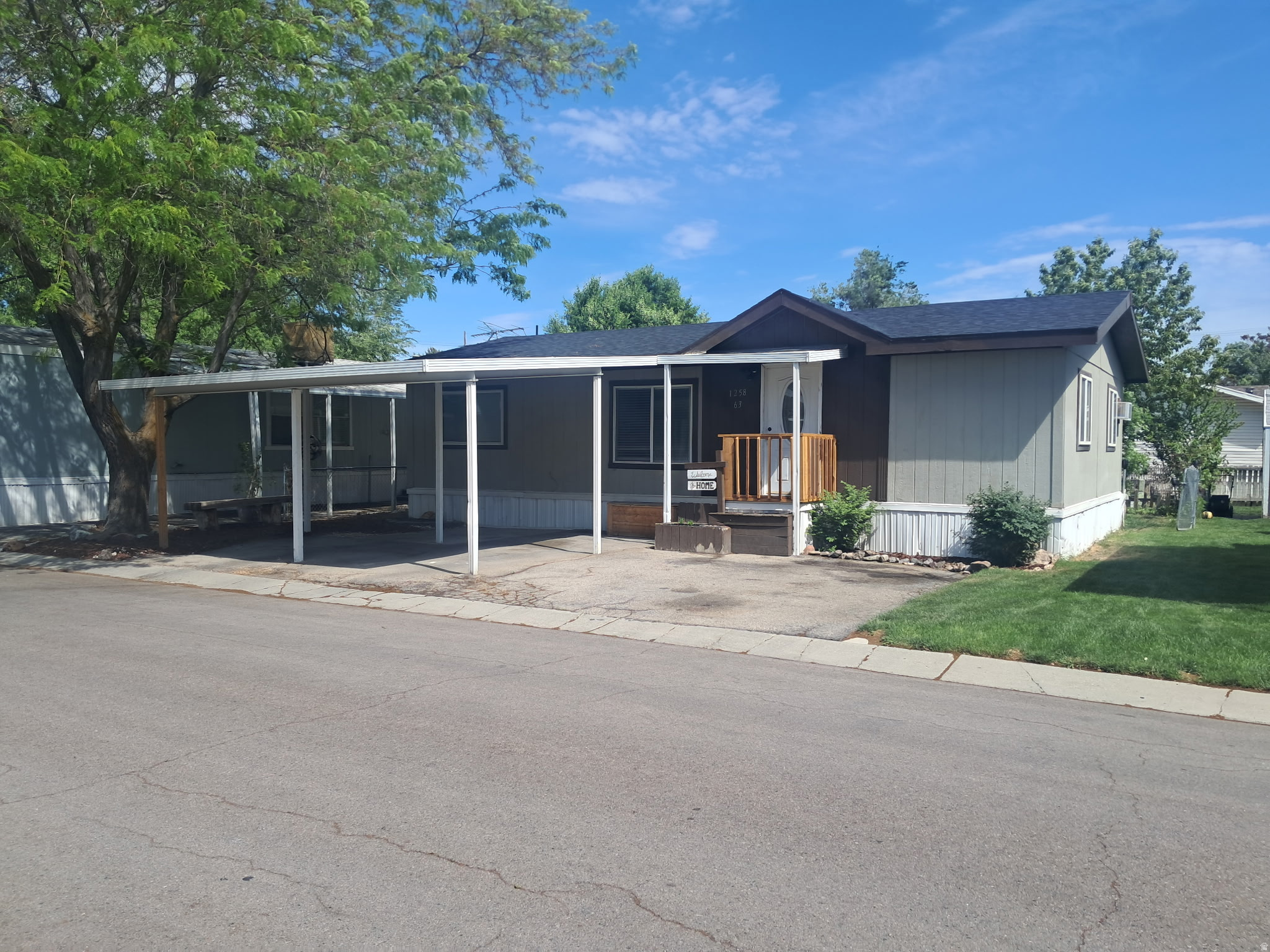 1258 W CHICKADEE