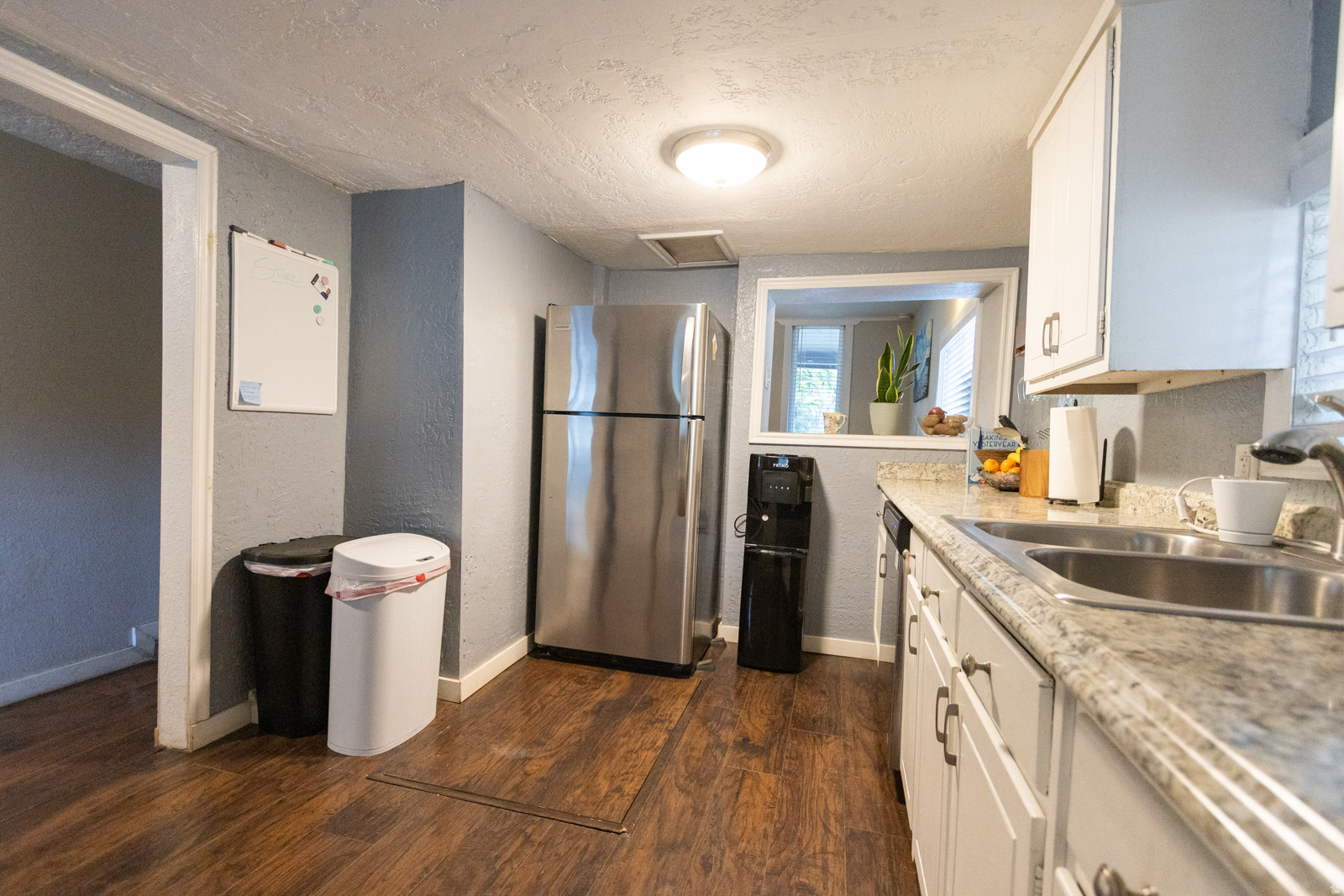 525 3RD ST