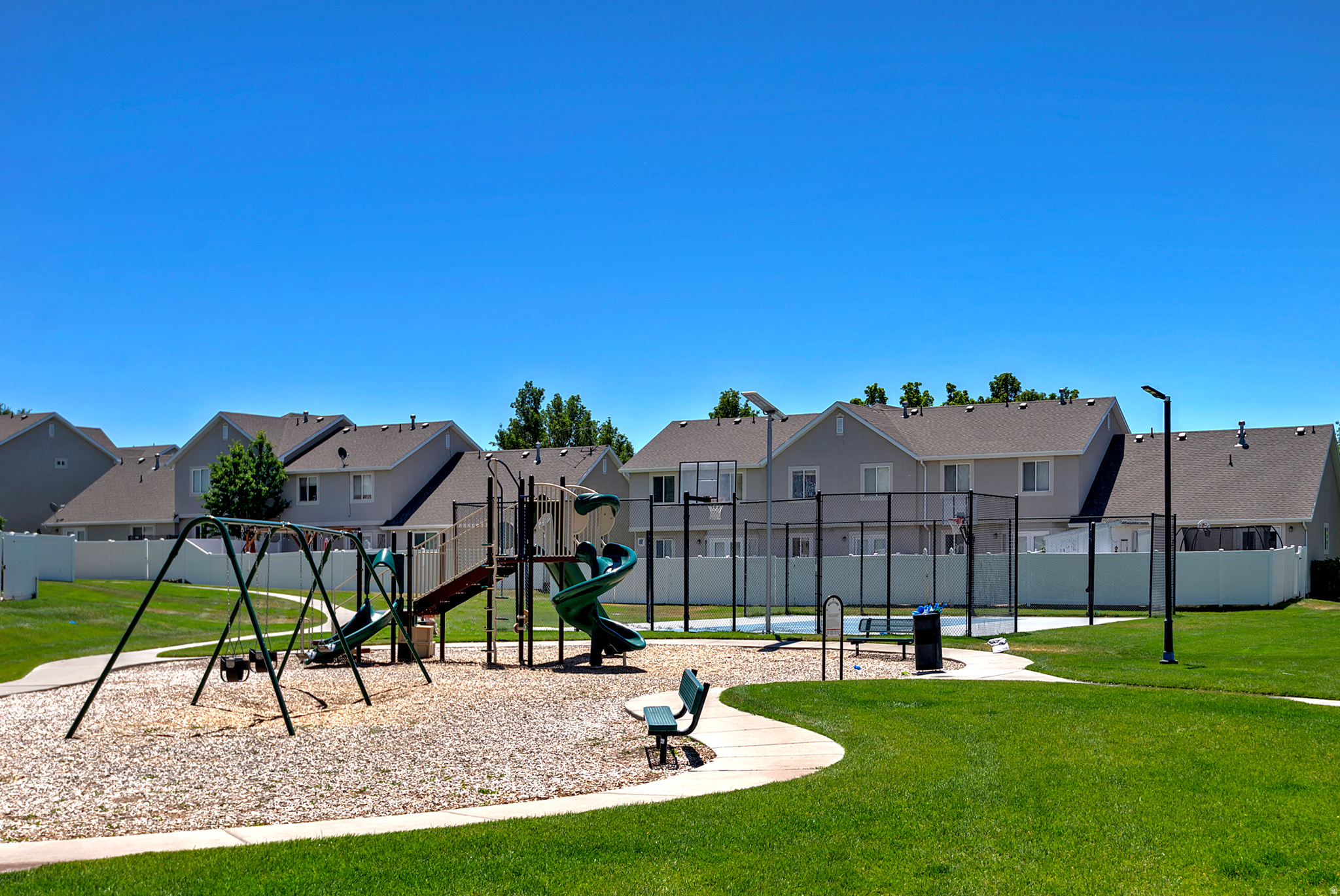 3155 W DAVENCOURT LOOP