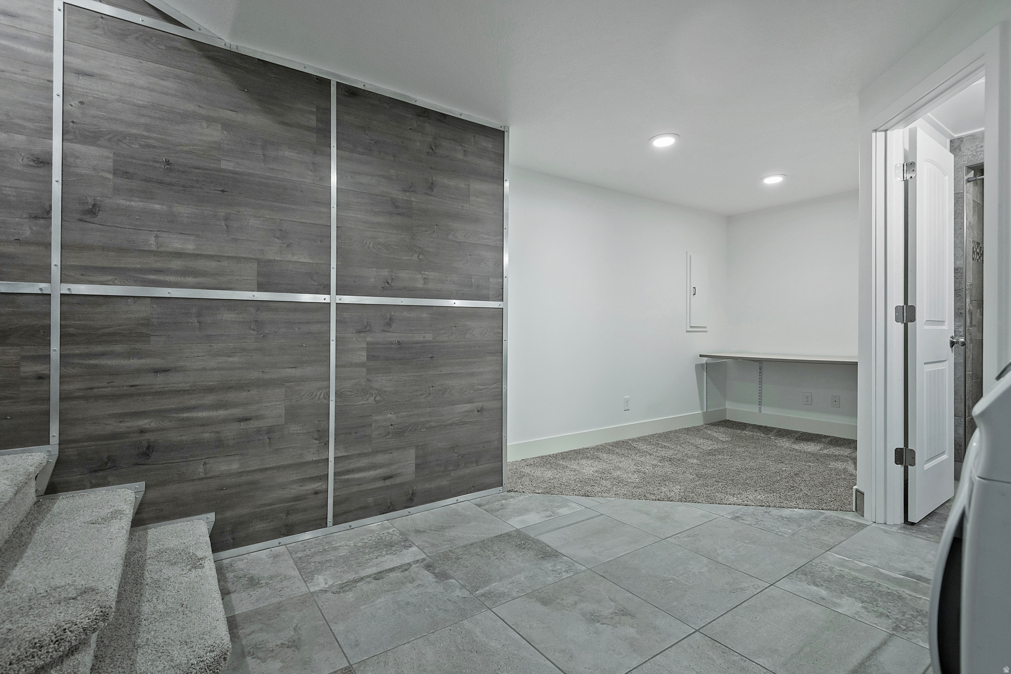 3155 W DAVENCOURT LOOP