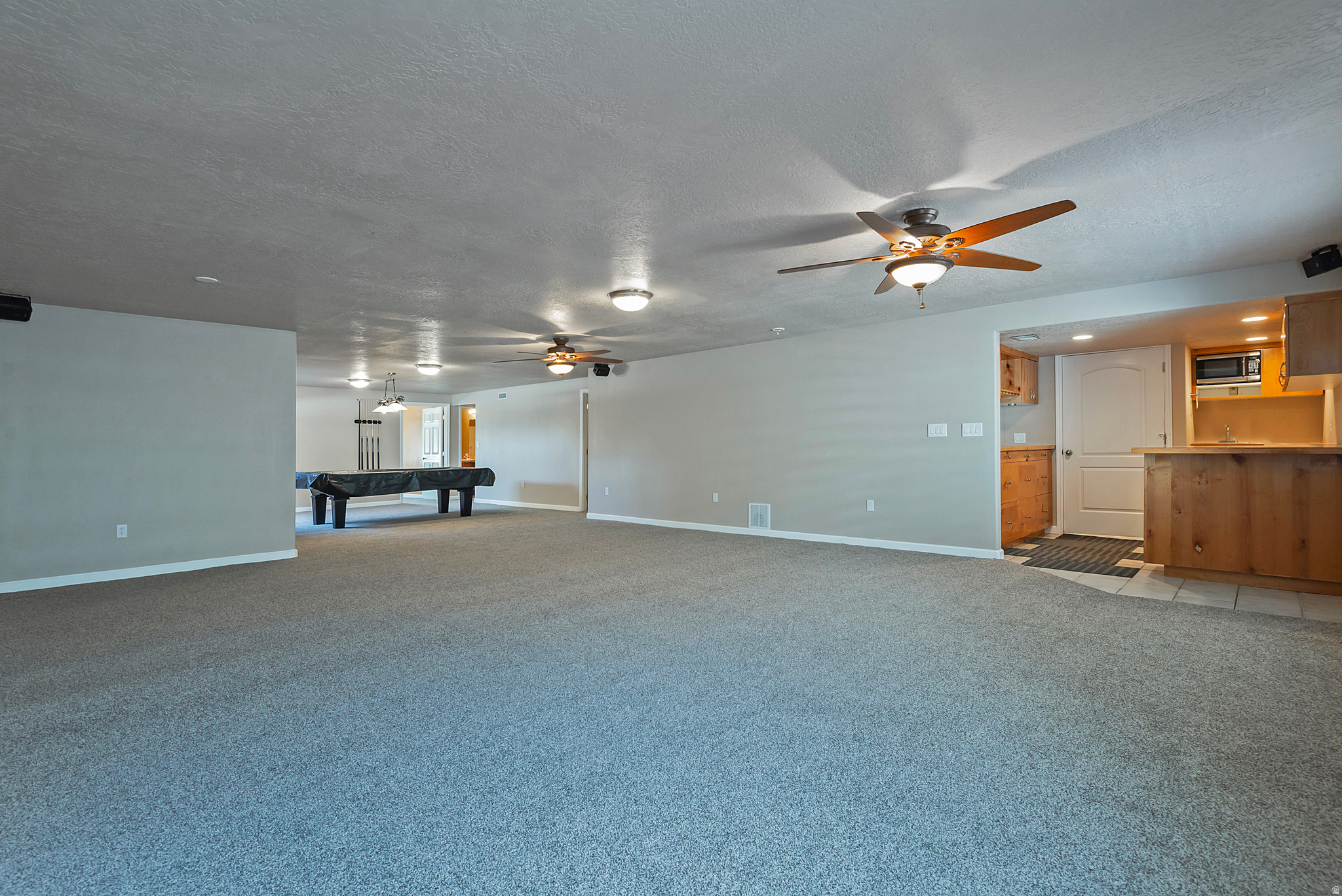 1376 W JORDAN HILLS DR