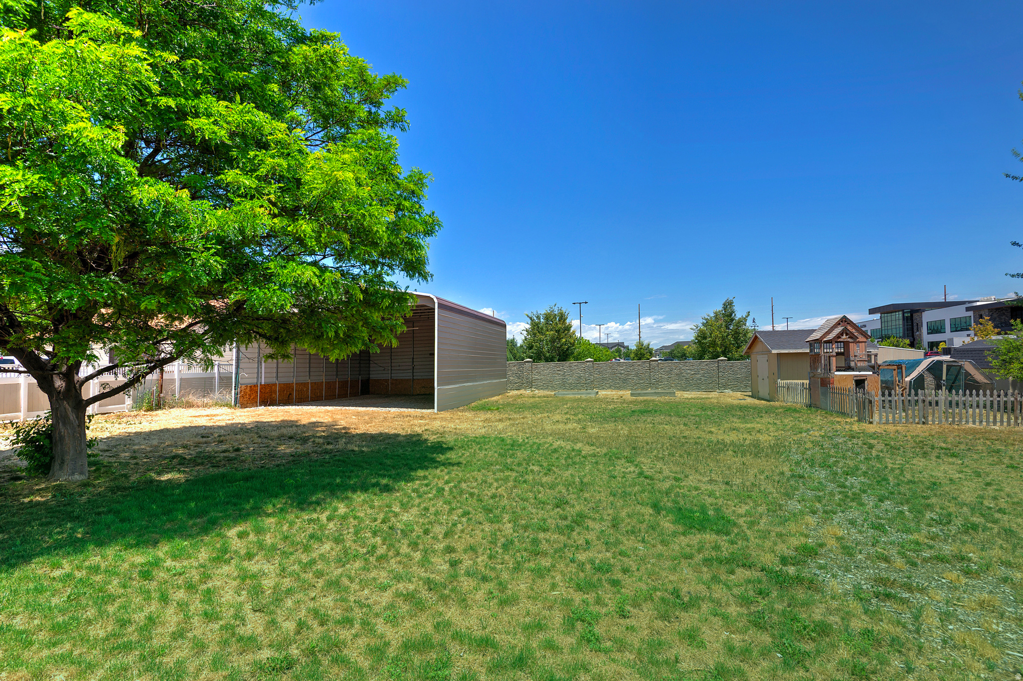 1376 W JORDAN HILLS DR