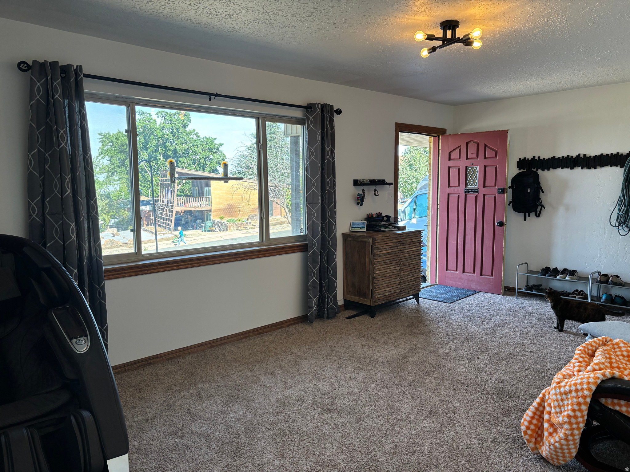 580 SIMORON DR