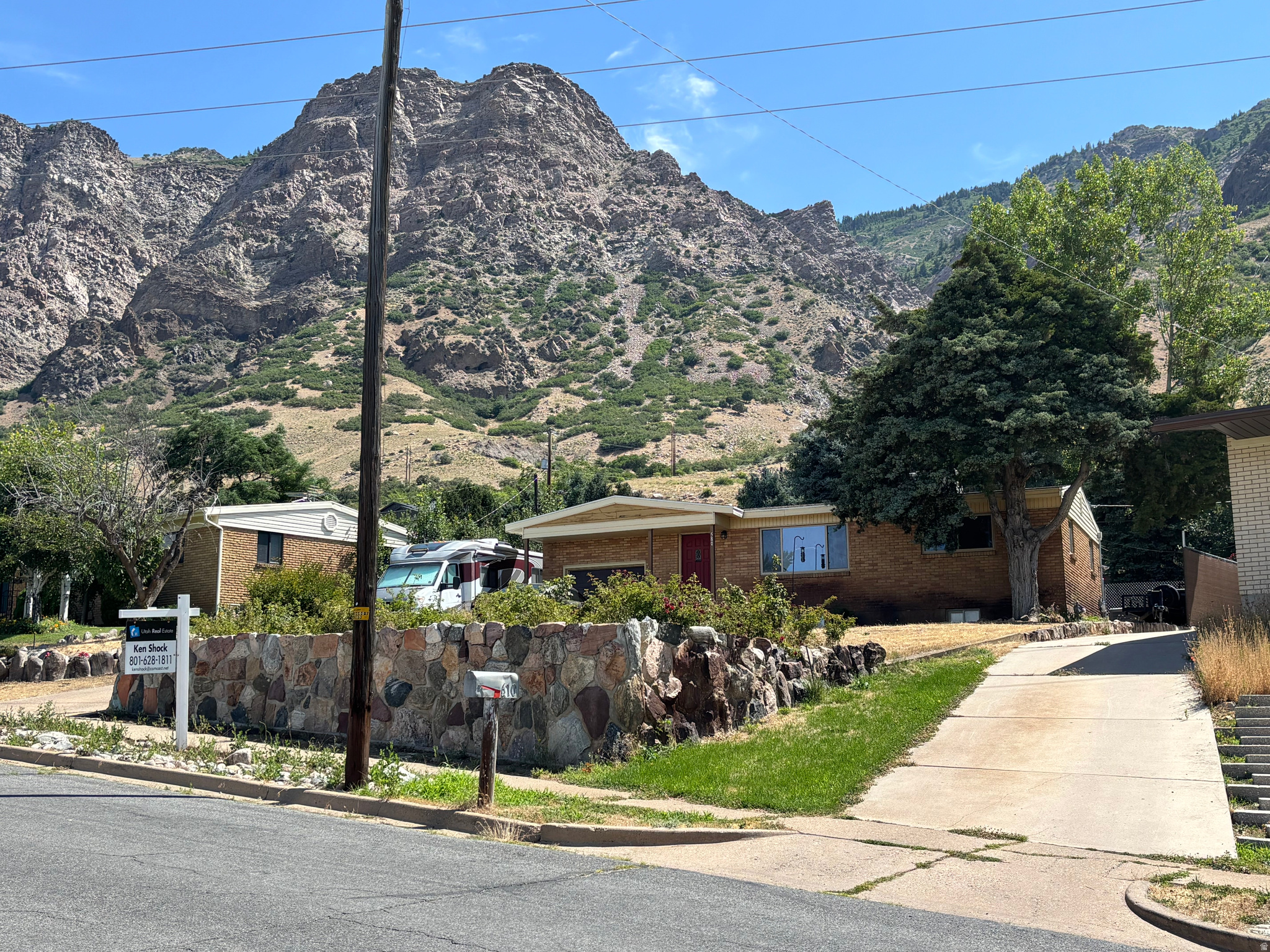 580 SIMORON DR