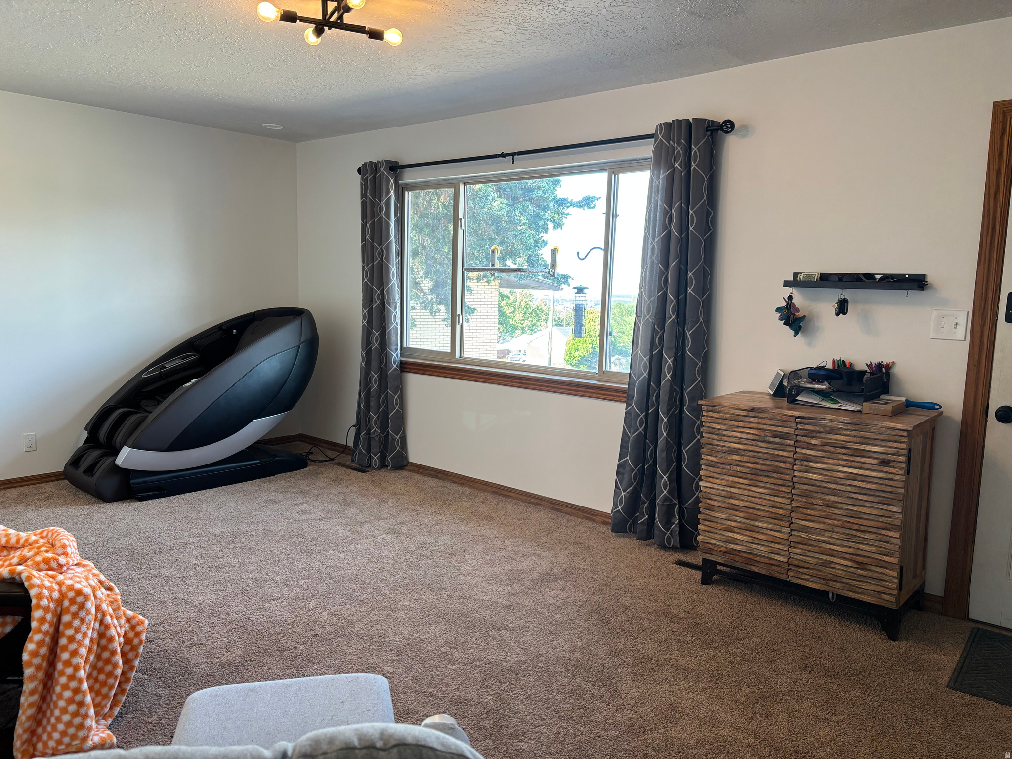 580 SIMORON DR