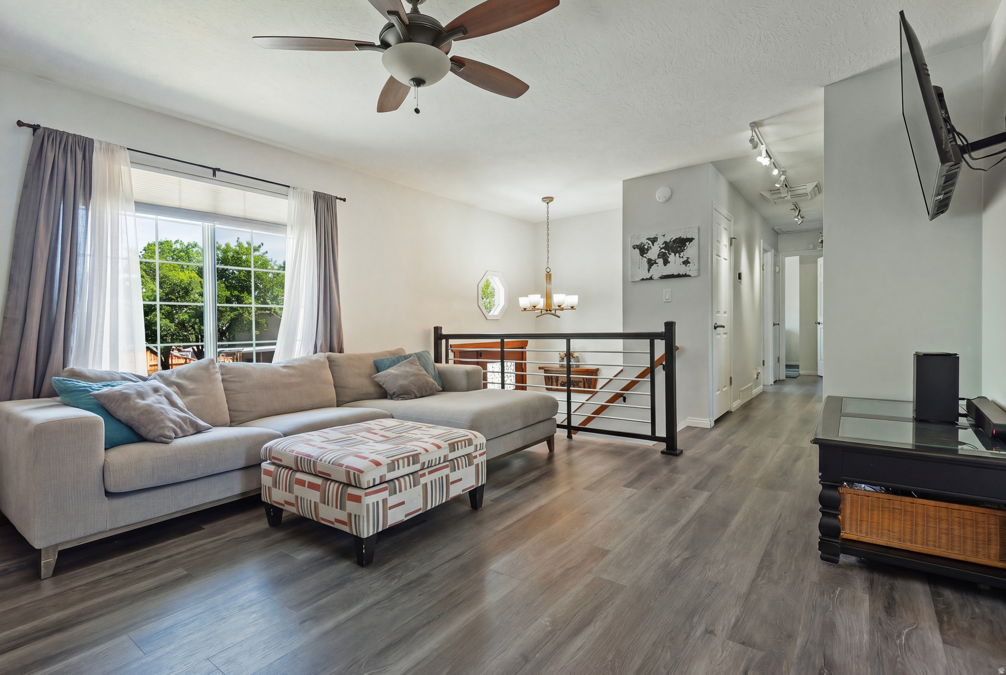 1339 W MORNING VISTA DR