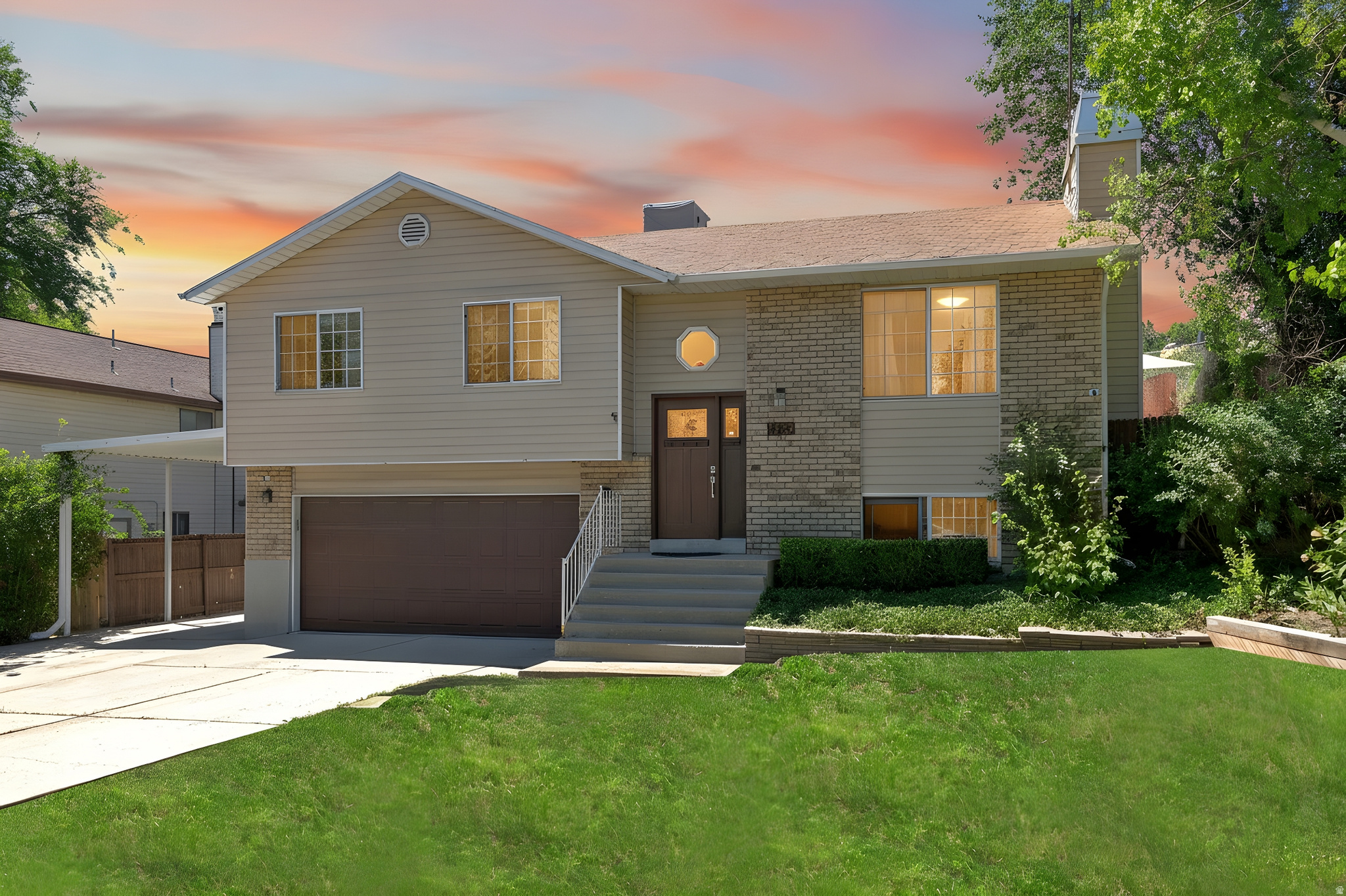 1339 W MORNING VISTA DR