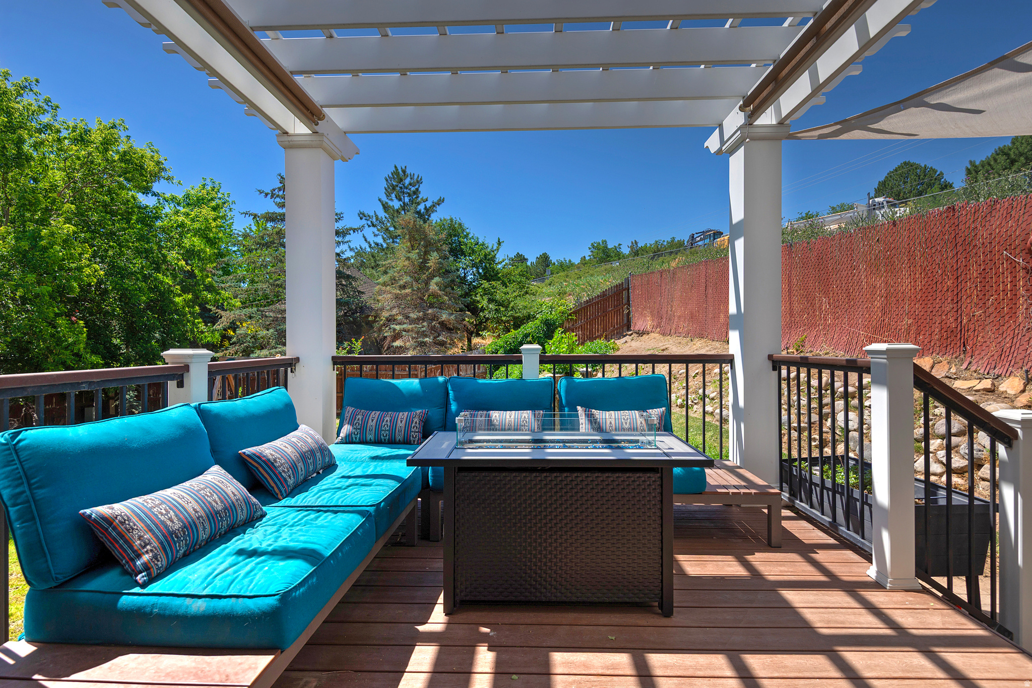 1339 W MORNING VISTA DR