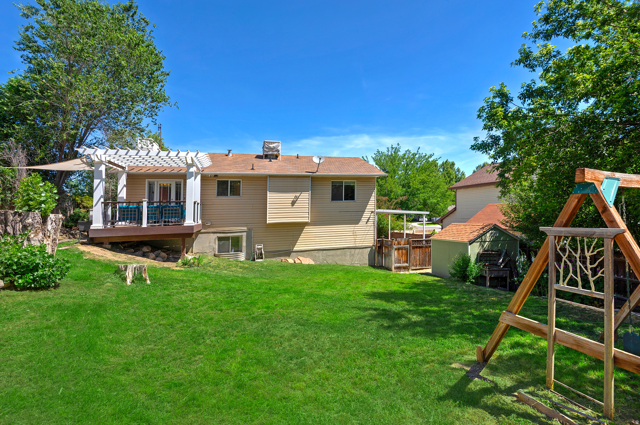 1339 W MORNING VISTA DR