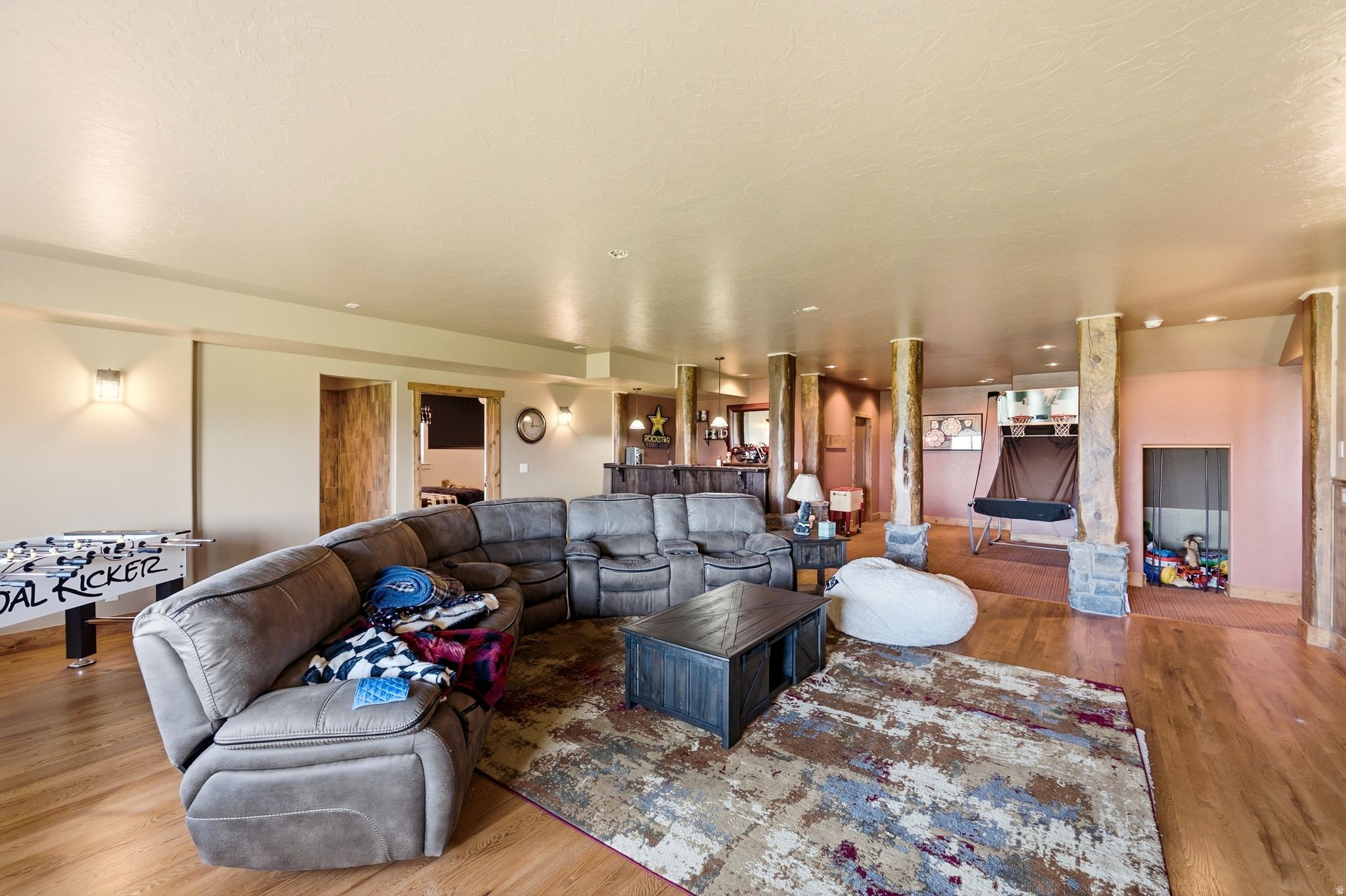 3571 S SWEETWATER PKWY