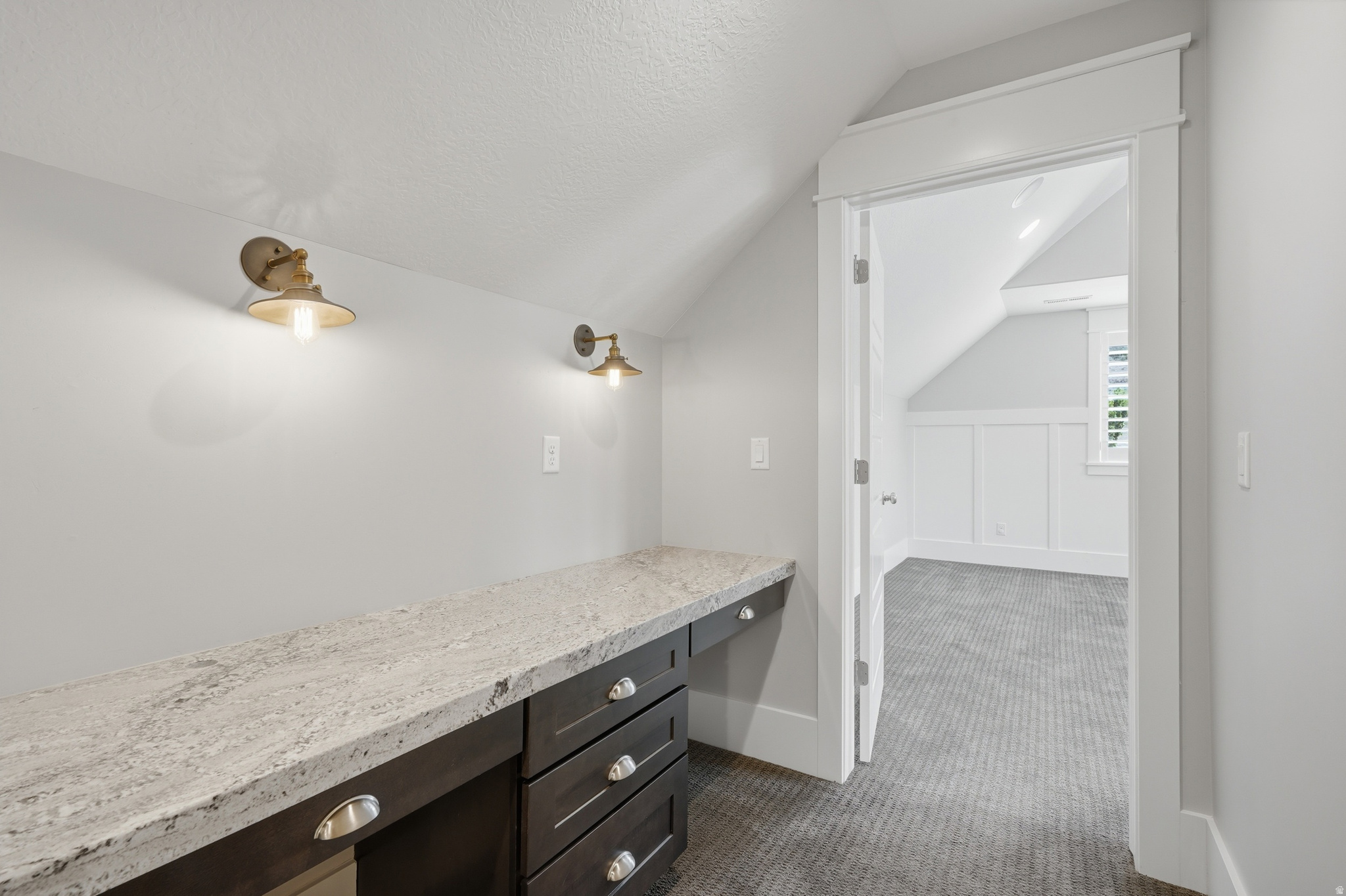 5314 W ROLLING BROOK DR