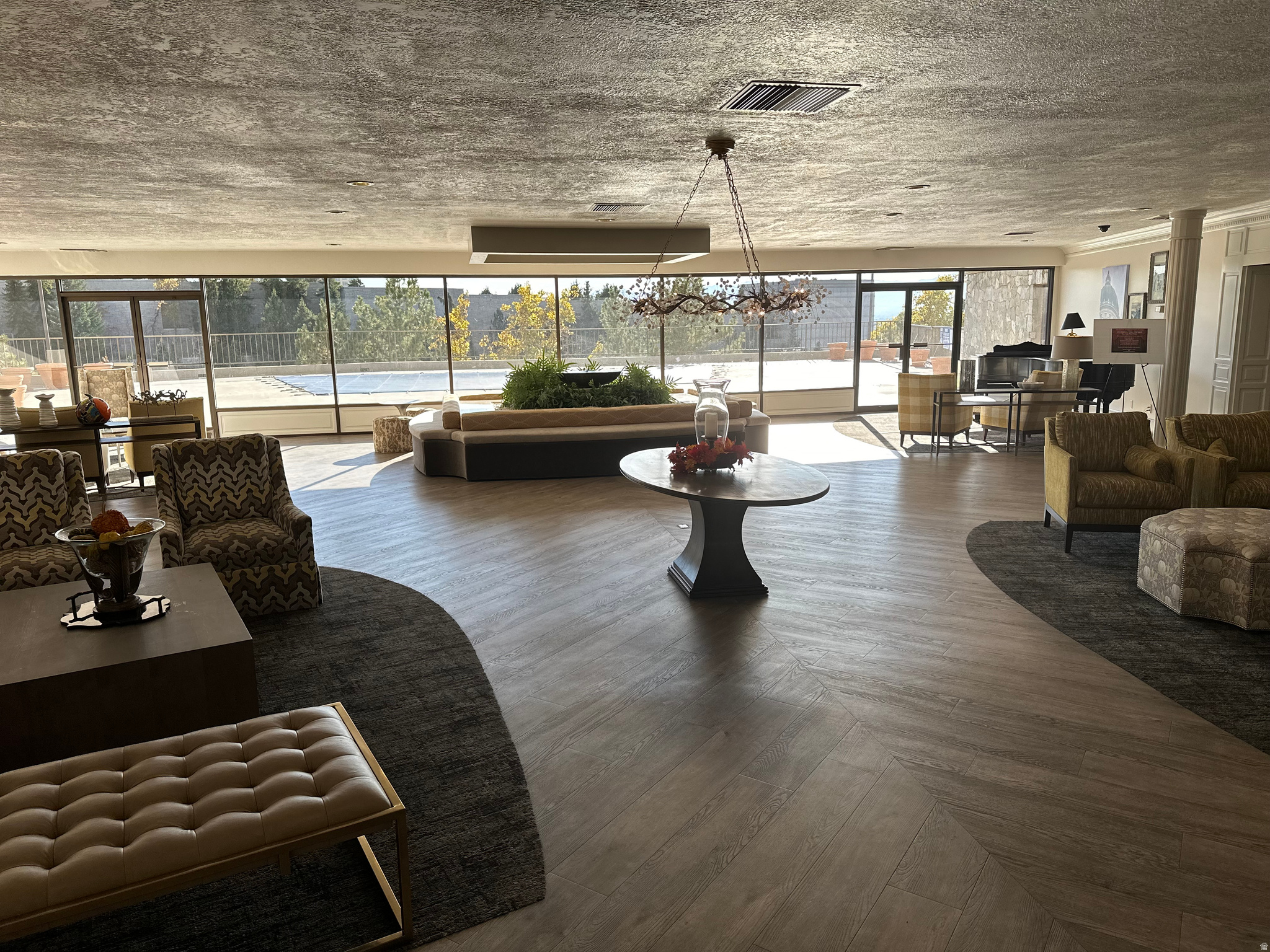 241 N VINE ST #207W