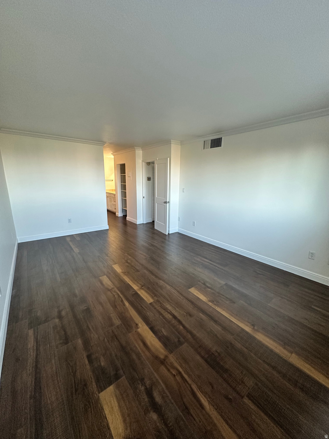241 N VINE ST #207W