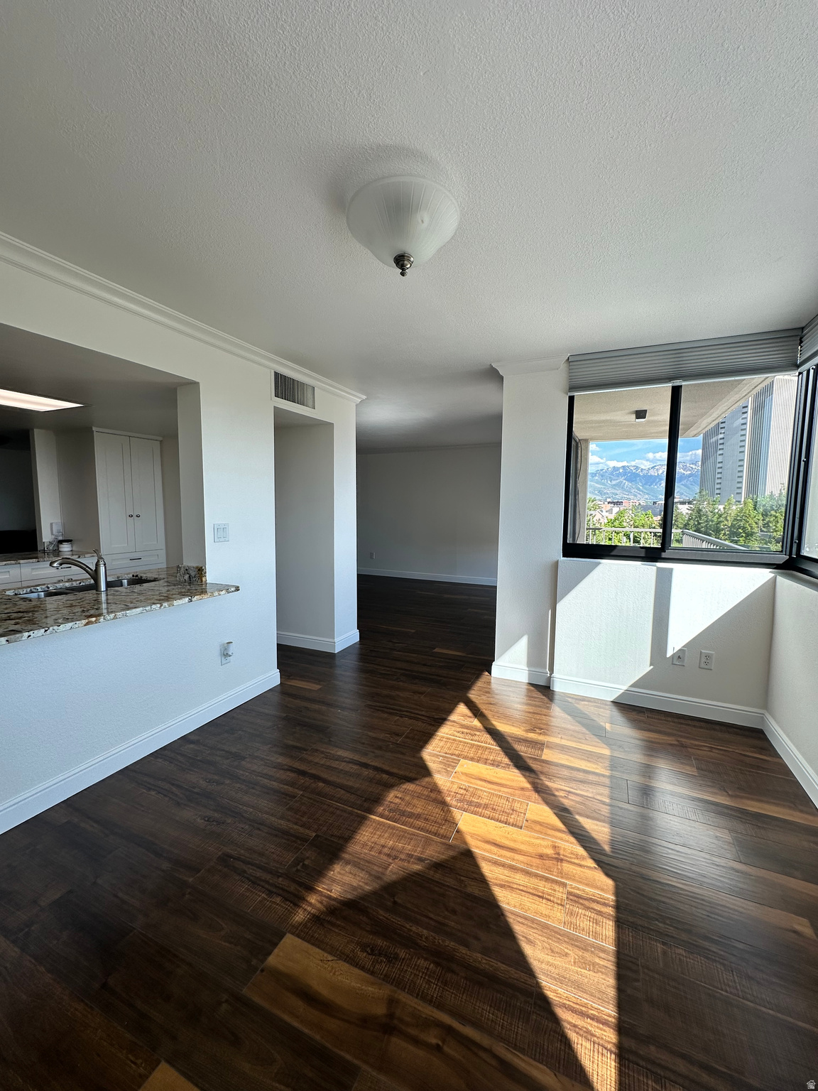 241 N VINE ST #207W