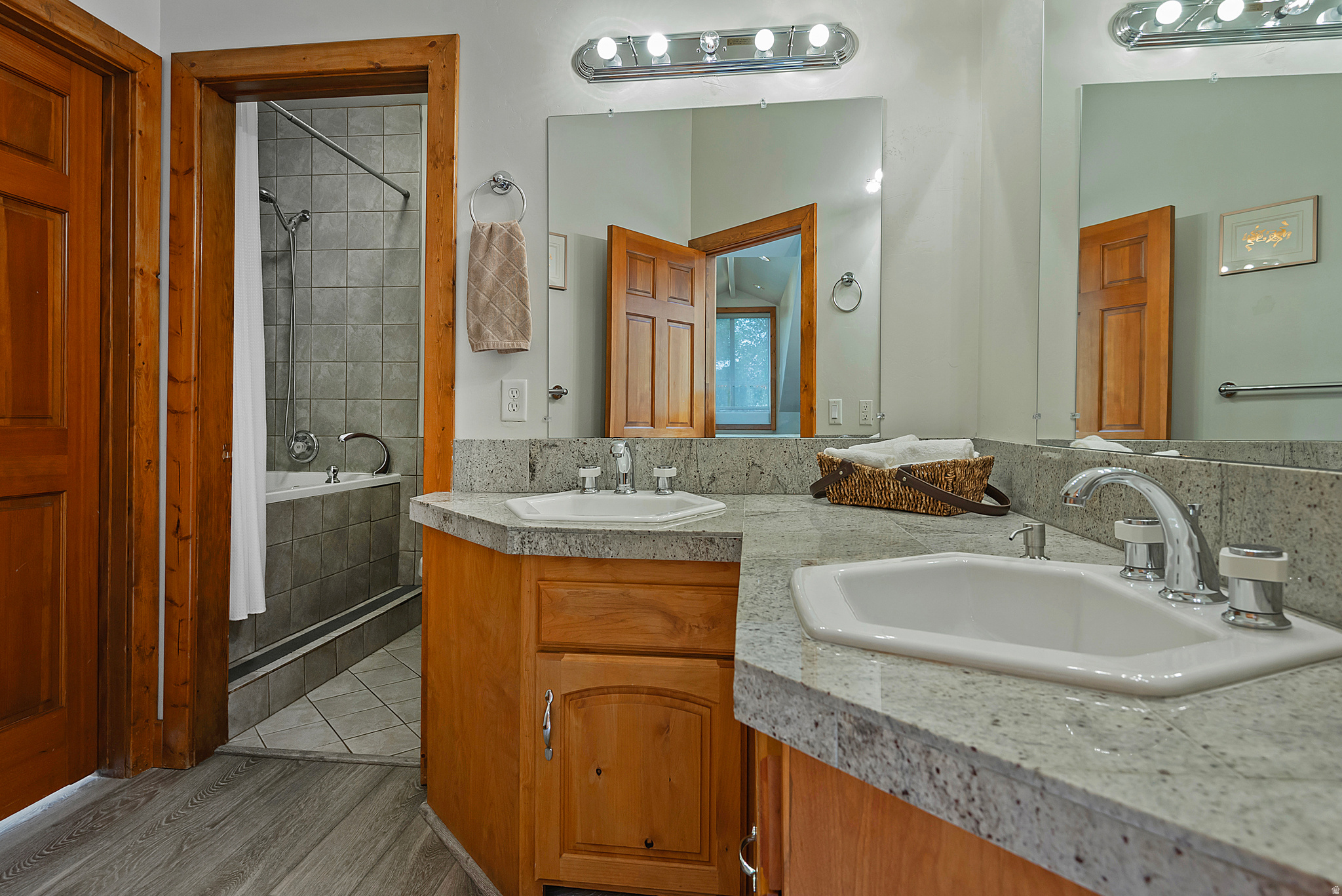 12189 S KODIAK CT