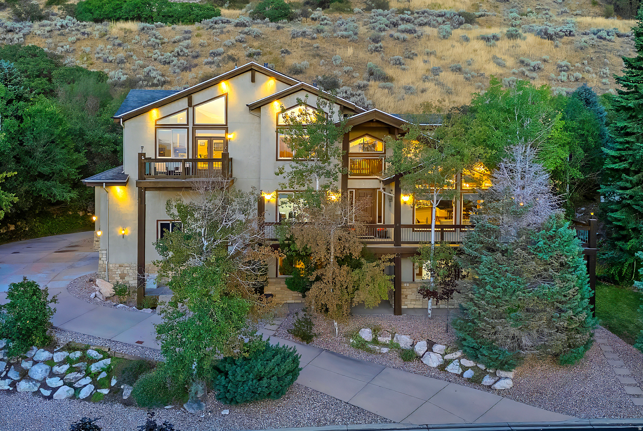 12189 S KODIAK CT