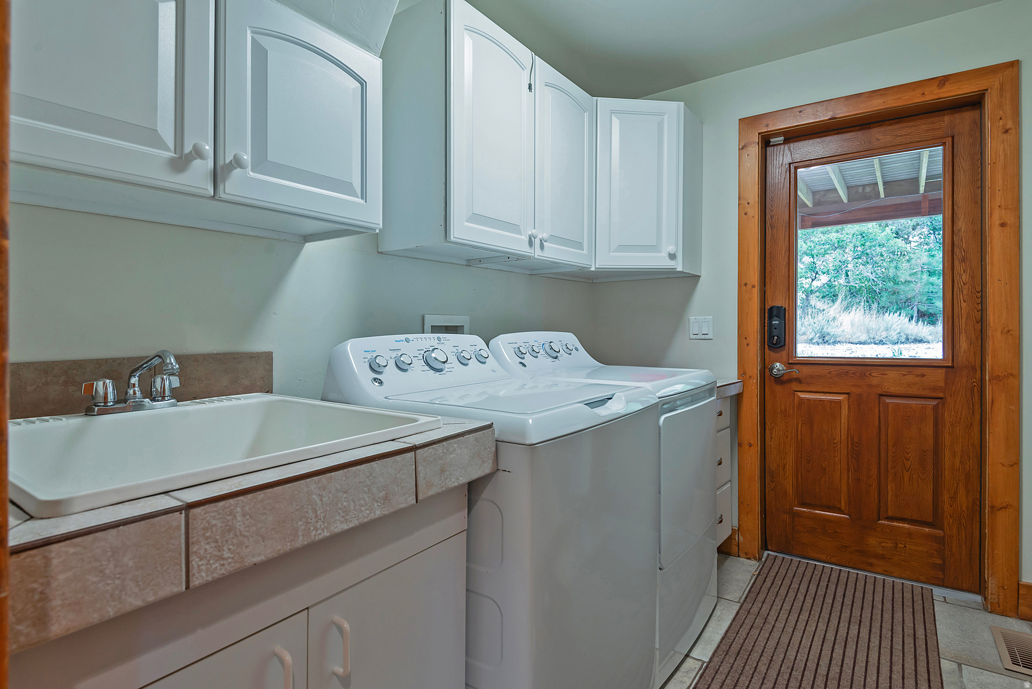12189 S KODIAK CT