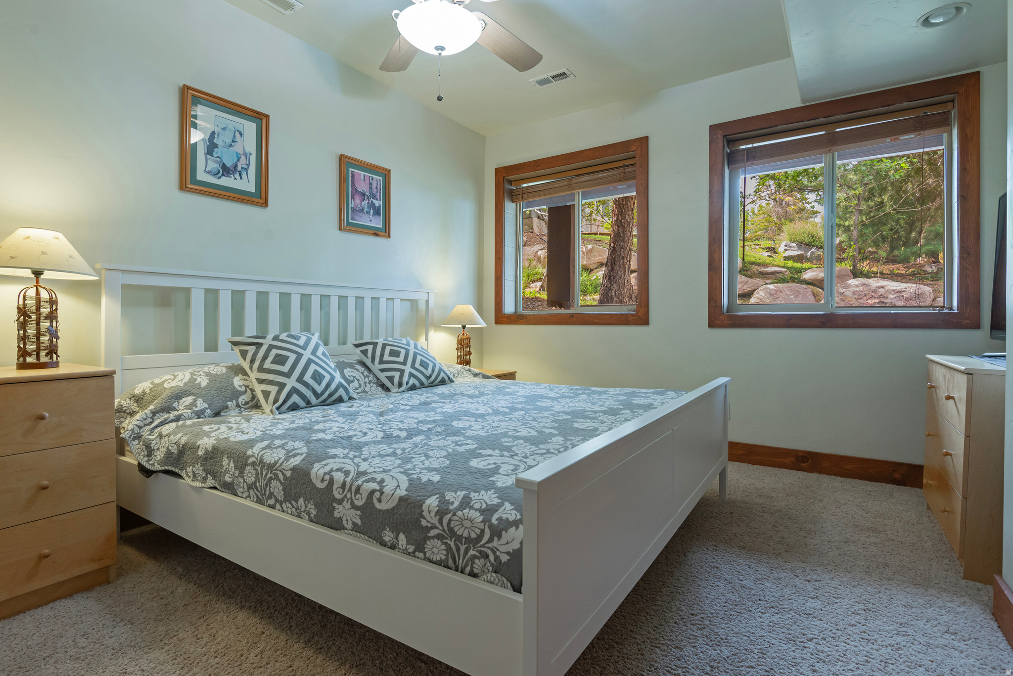 12189 S KODIAK CT