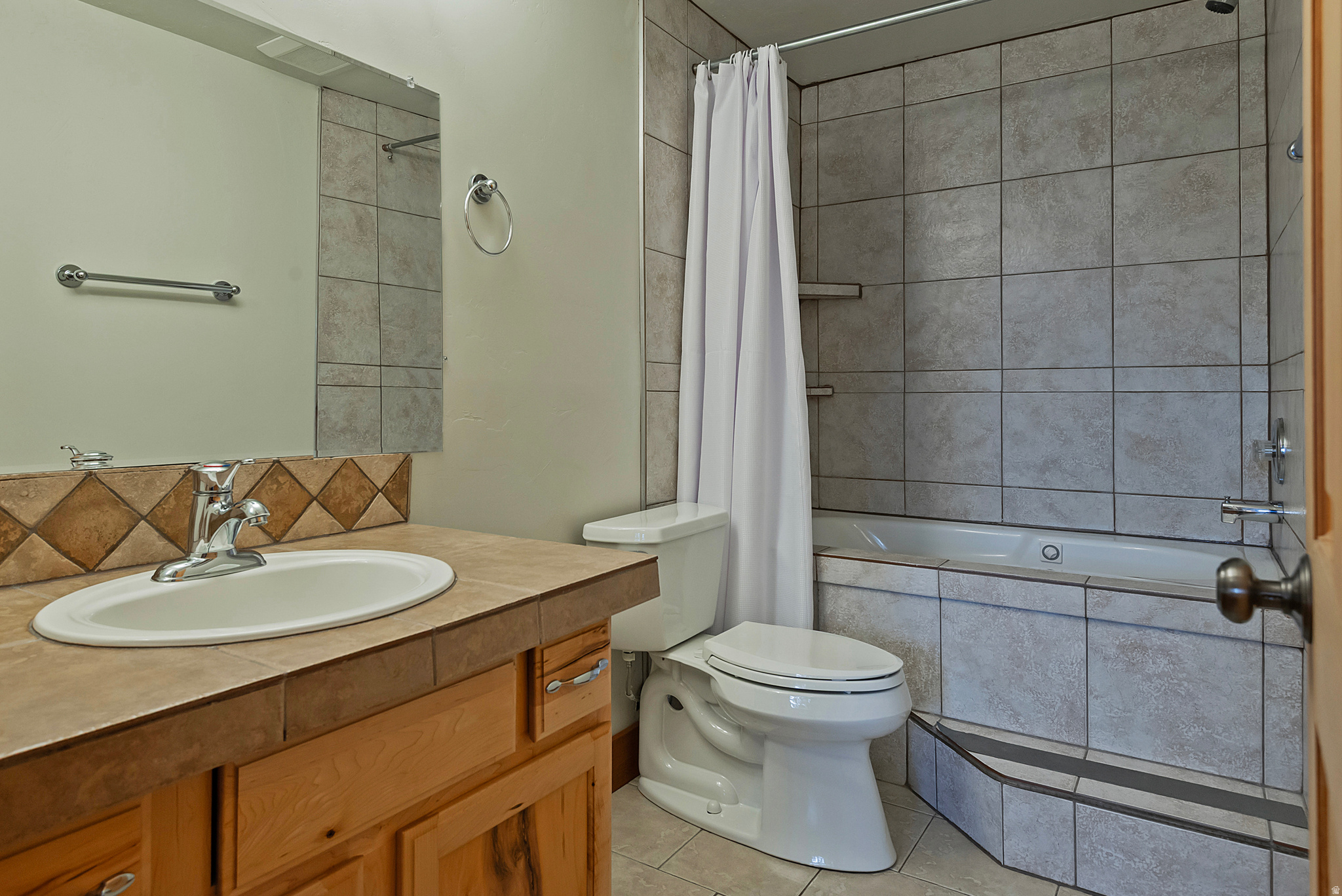 12189 S KODIAK CT