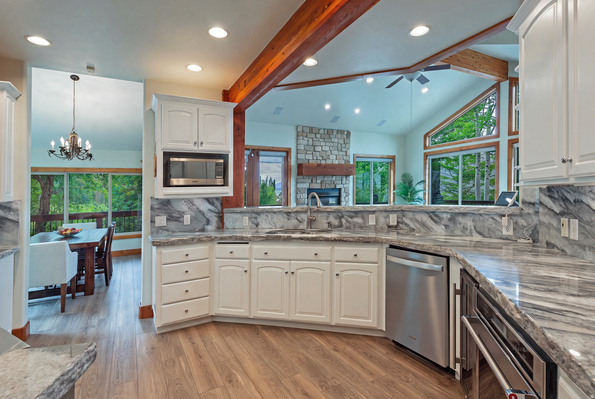12189 S KODIAK CT