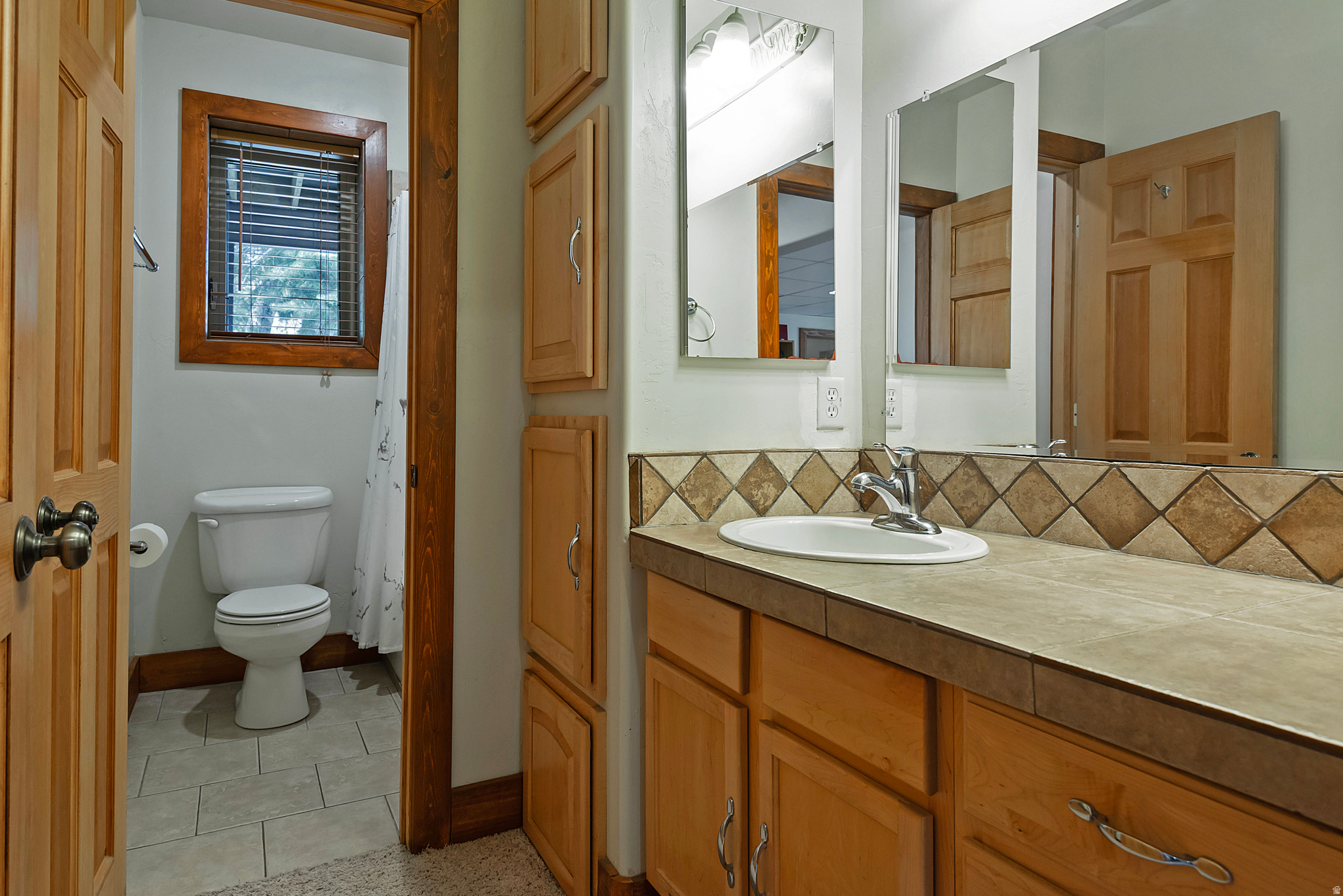 12189 S KODIAK CT