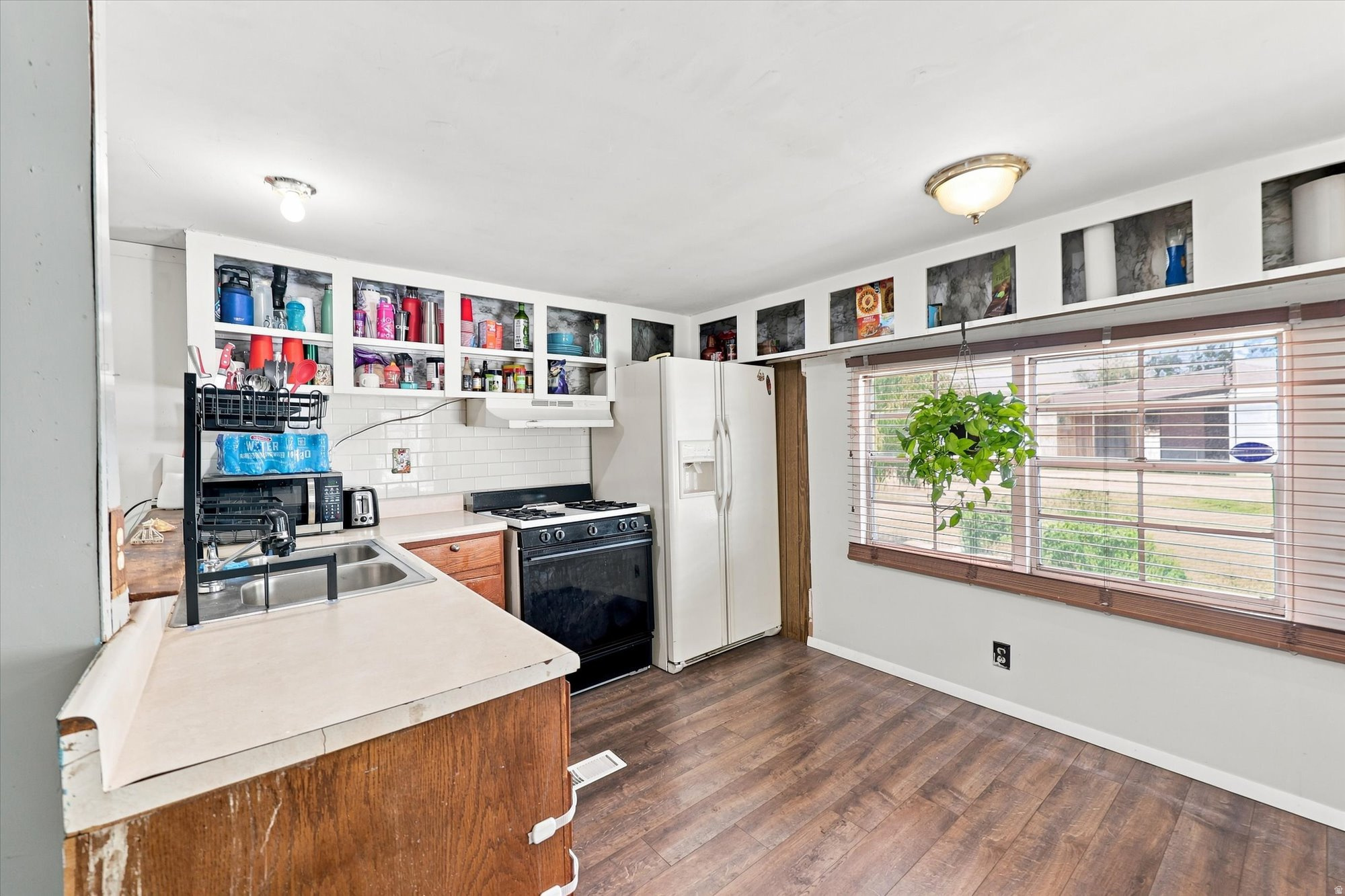 1150 N 200 W #19