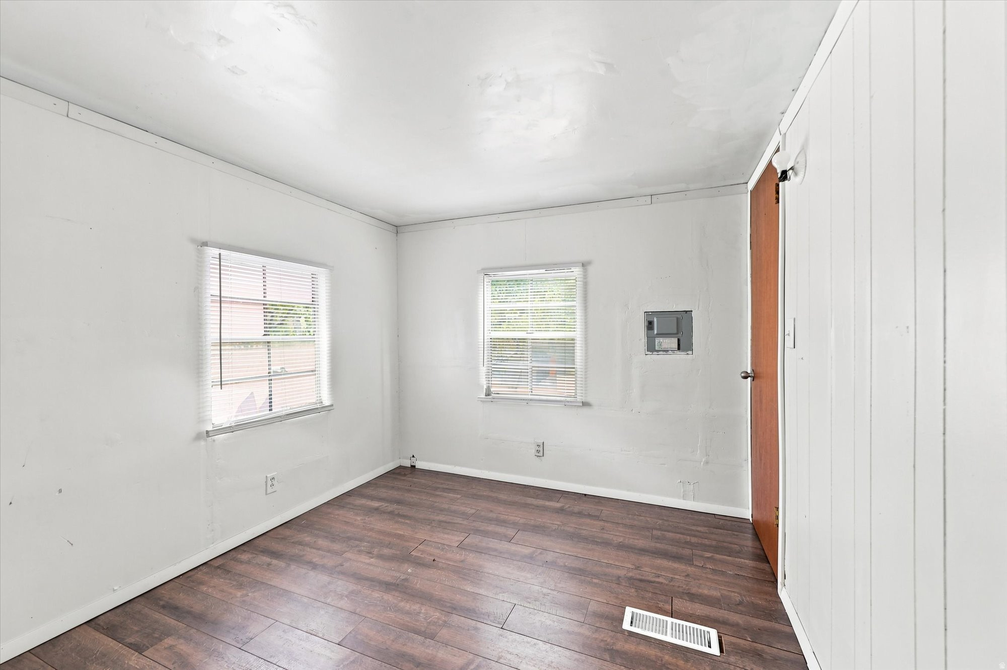 1150 N 200 W #19