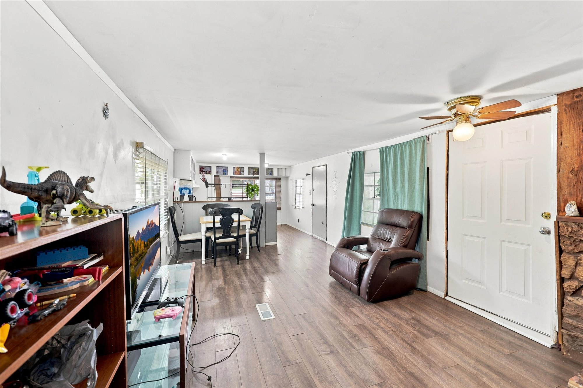 1150 N 200 W #19