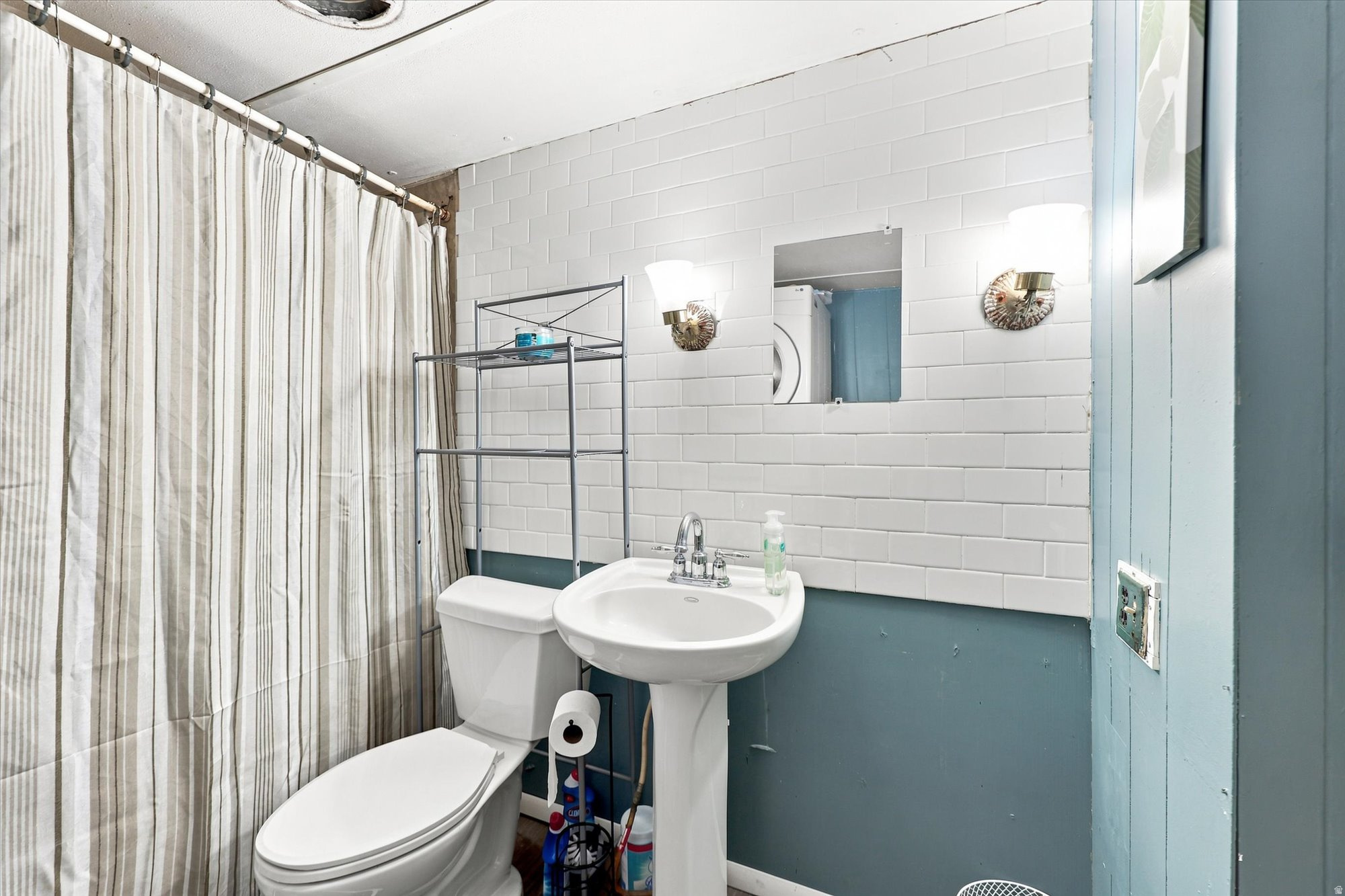 1150 N 200 W #19